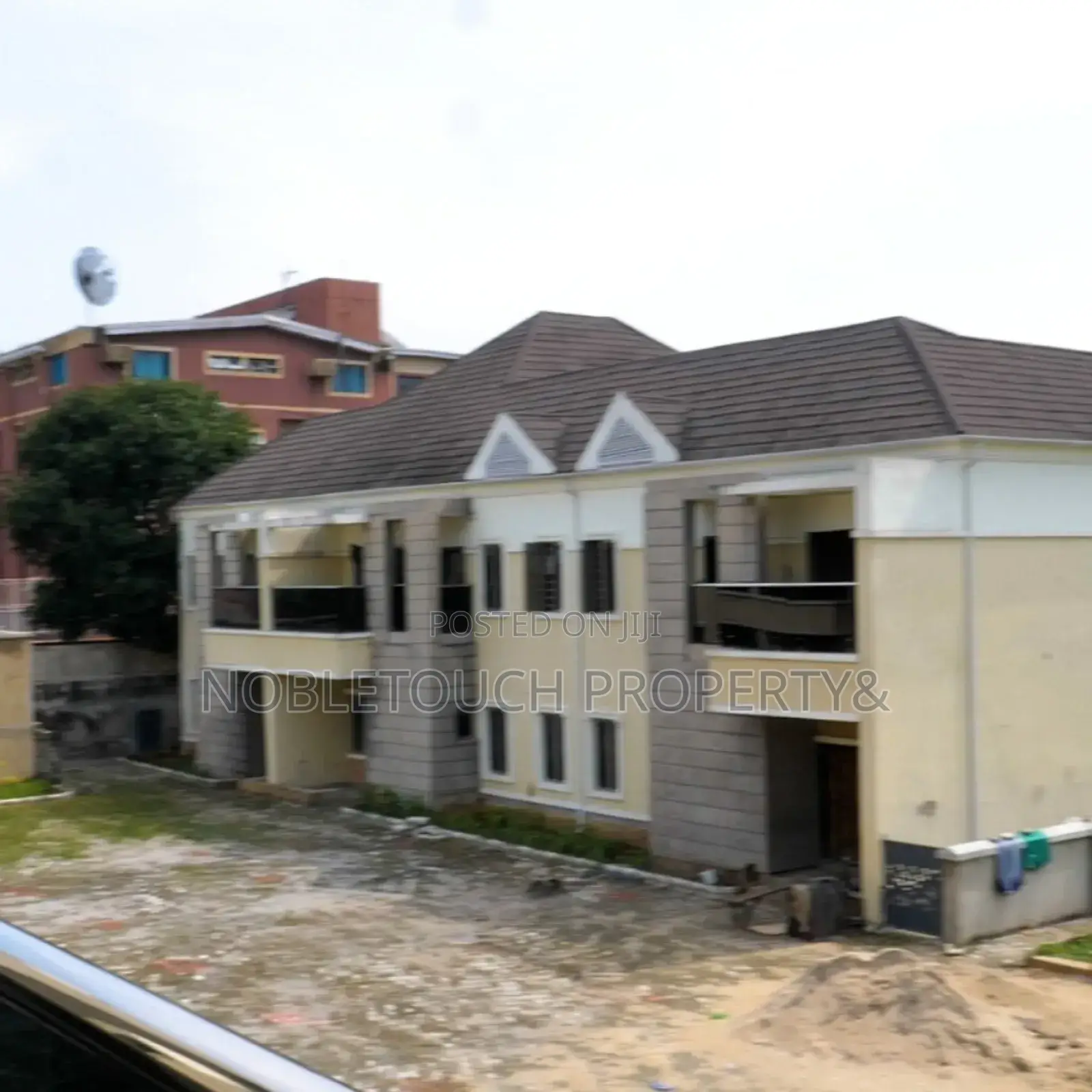 3bdrm Block of Flats in Apapa Lagos for sale in Apapa