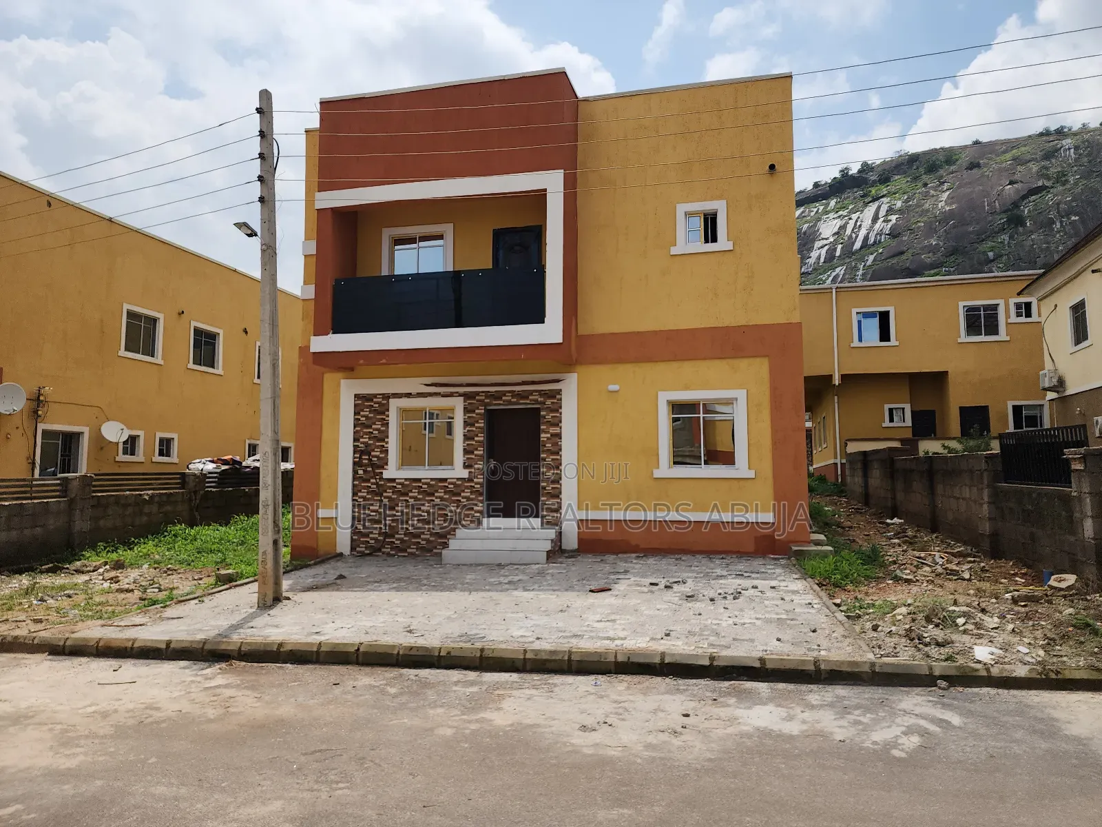 5bdrm Duplex in Kubwa for sale in Kubwa
