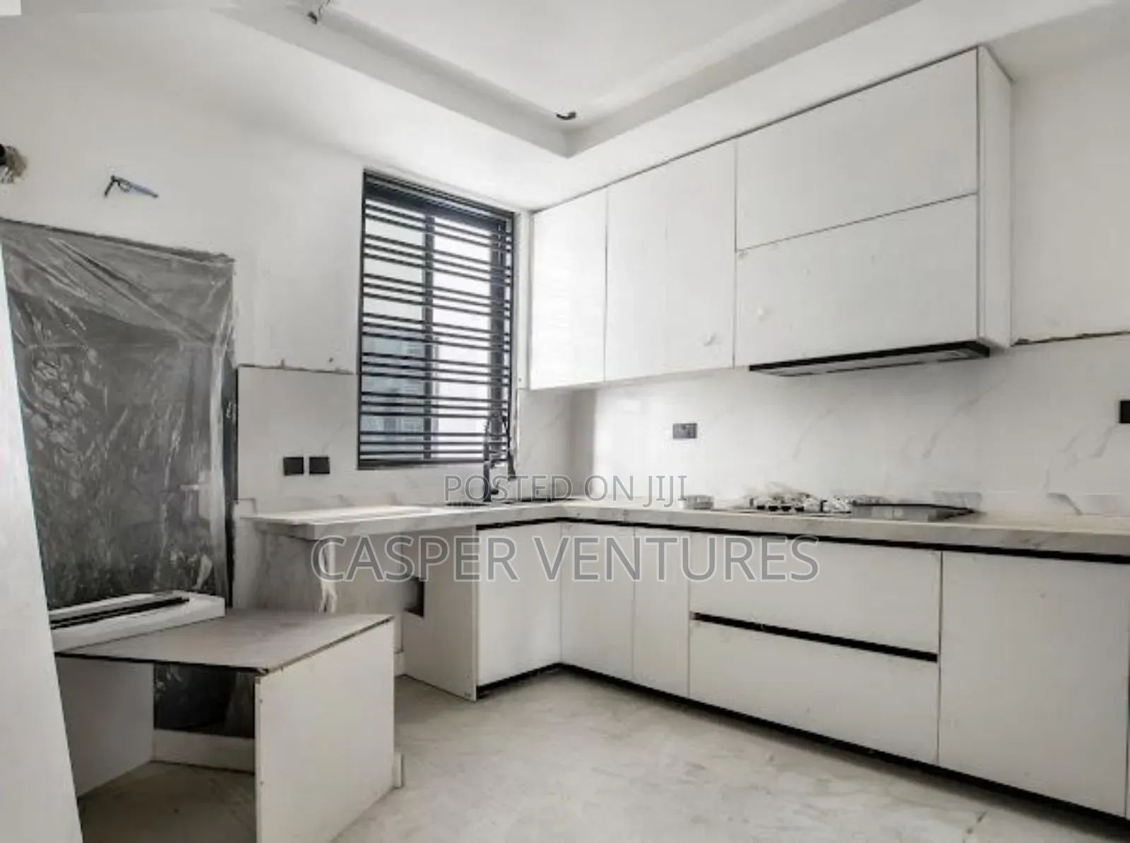 4bdrm Duplex in Bourdillion, Bourdillon for sale in Bourdillon