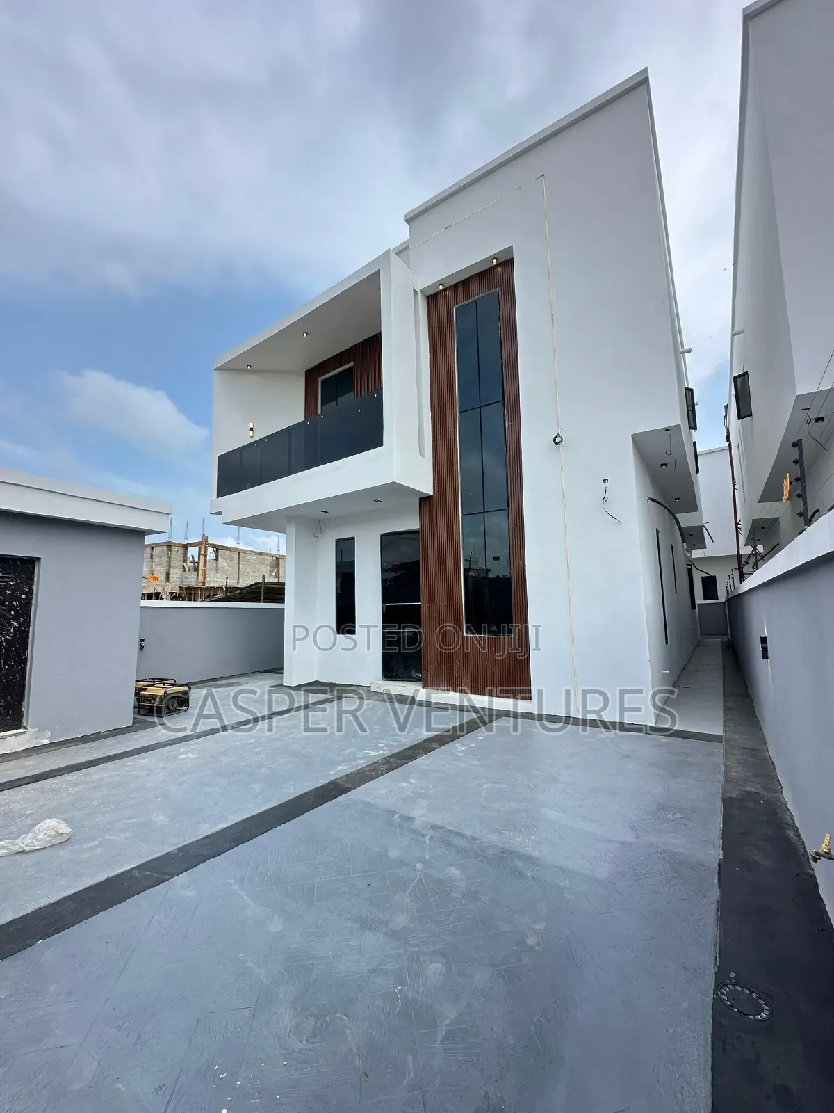 4bdrm Duplex in Royal, Lekki Phase 2 for sale in Lekki Phase 2