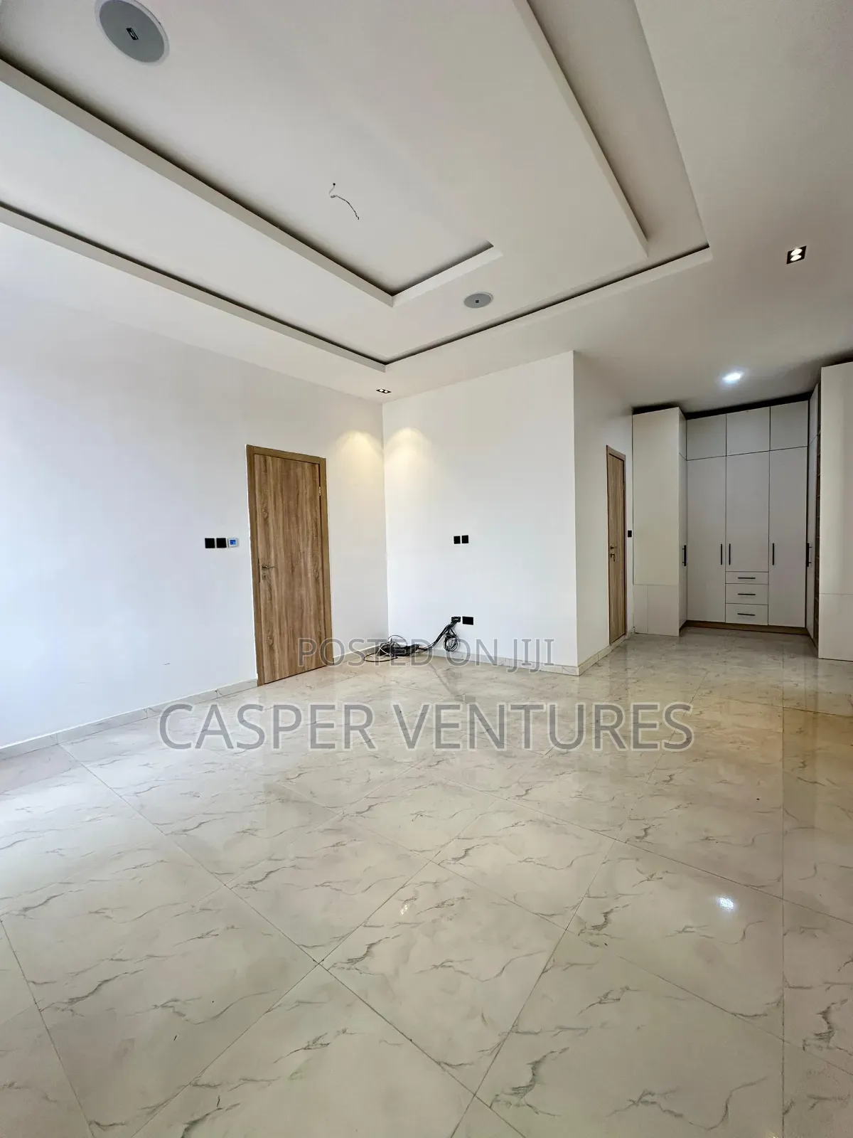 4bdrm Duplex in Royal, Lekki Phase 2 for sale in Lekki Phase 2