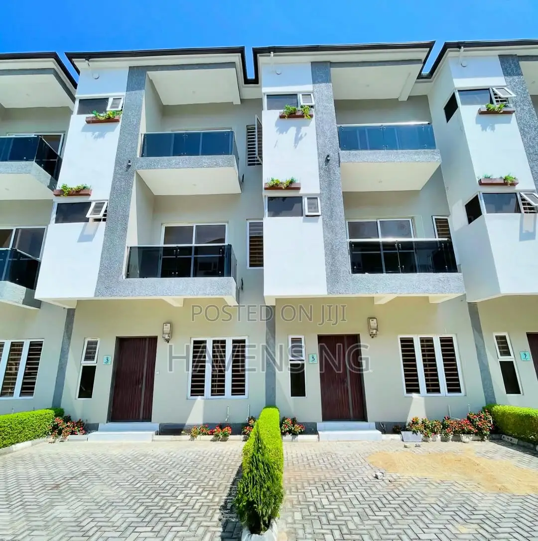 4bdrm Townhouse/Terrace in Ikate for sale in Ikate
