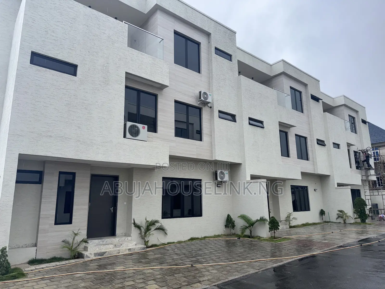 5bdrm Duplex in Jahi By Gilmore for sale in Jahi