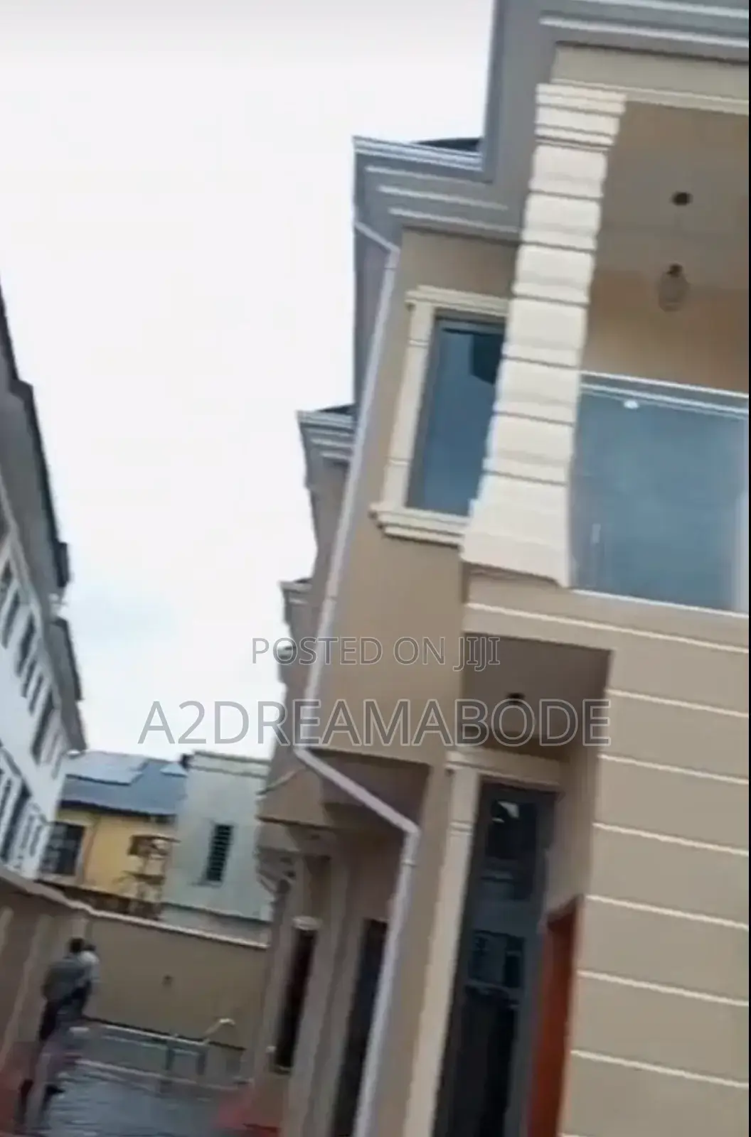4bdrm Duplex in Estate, Ikeja for sale in Ikeja