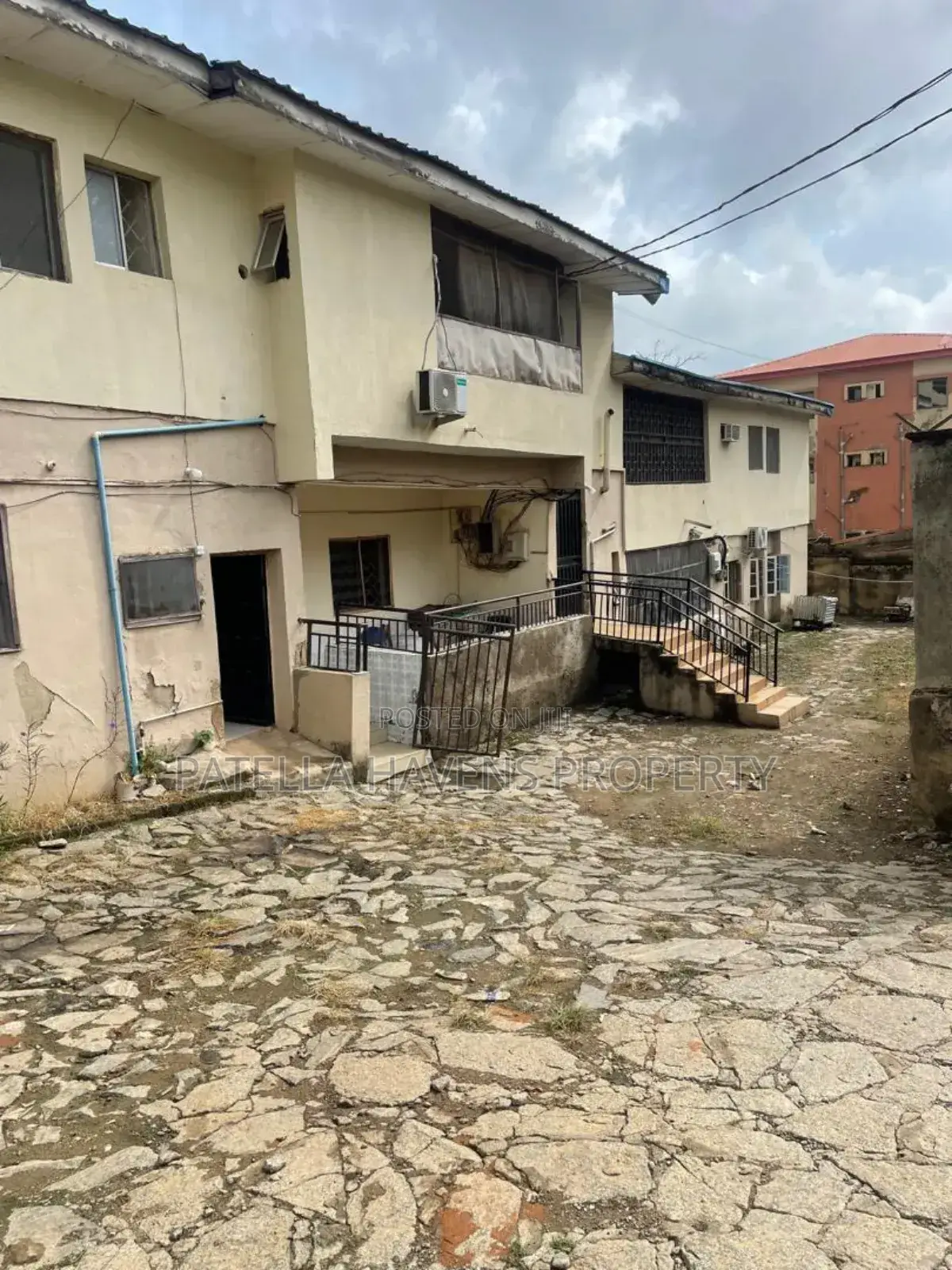 5bdrm Duplex in Zone 2 / Wuse for sale in Zone 2 / Wuse