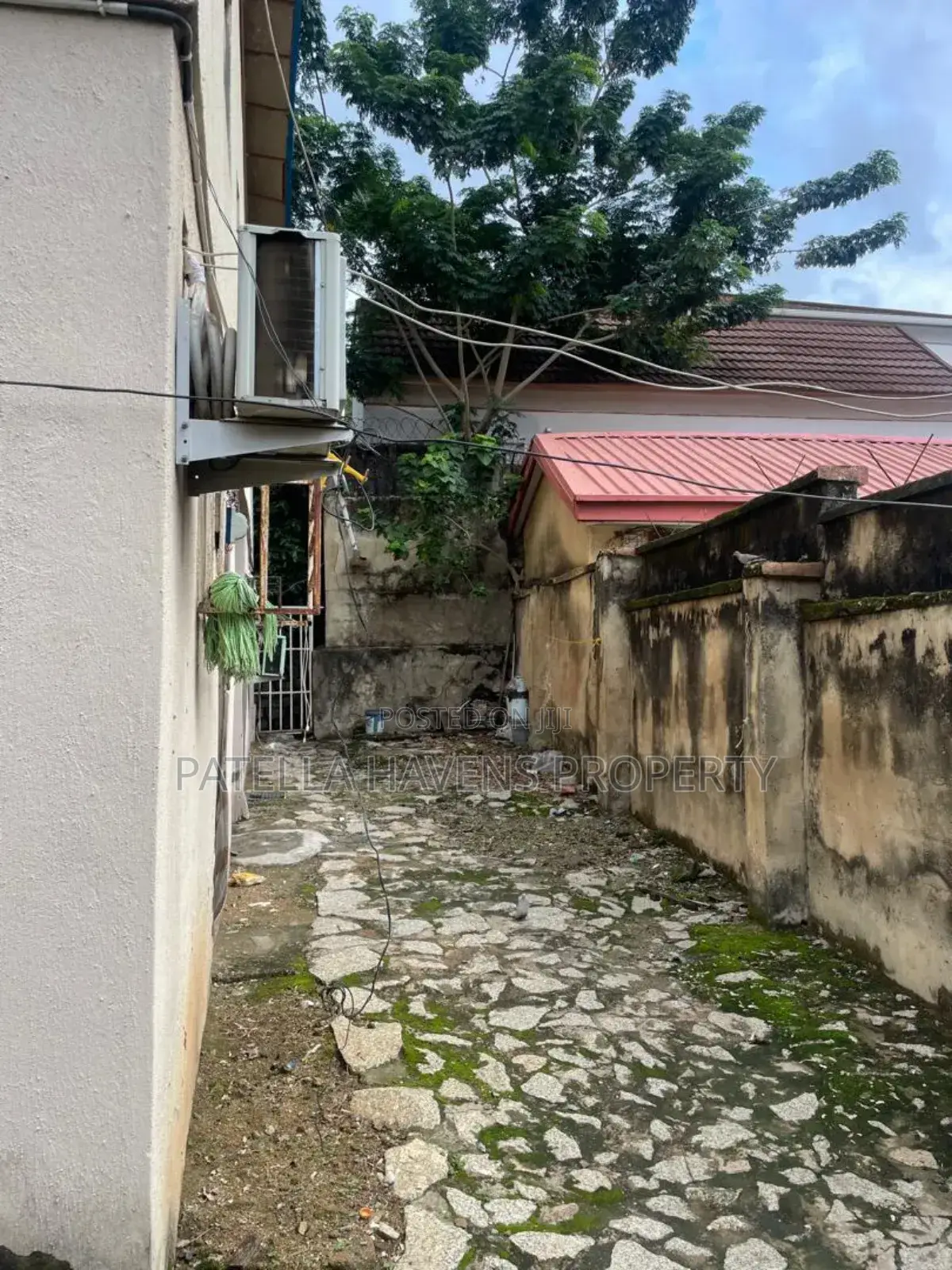 5bdrm Duplex in Zone 2 / Wuse for sale in Zone 2 / Wuse