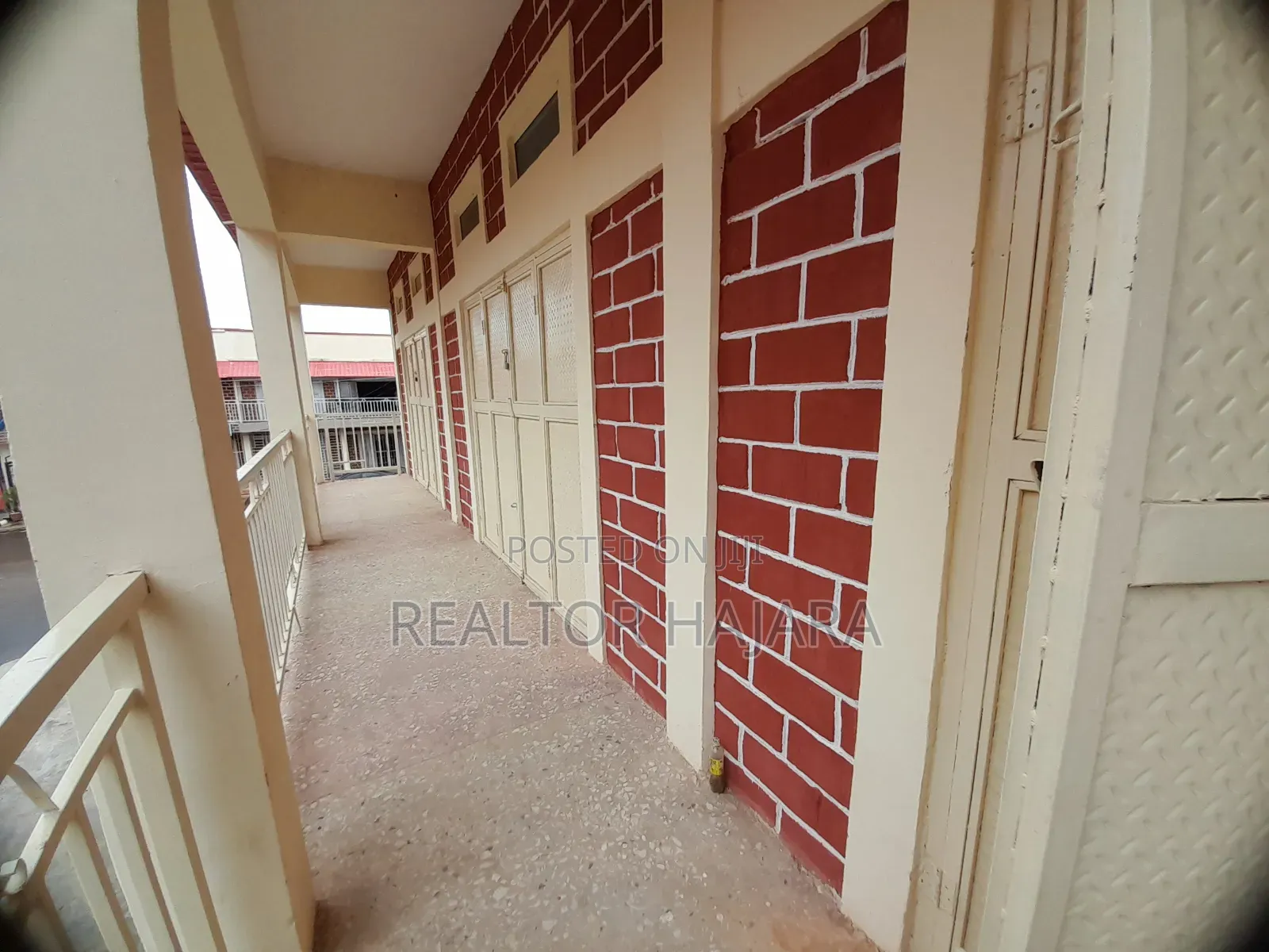 Shoping Mall Shops Available for Rent at Fo1 Market Kubwa in Kubwa