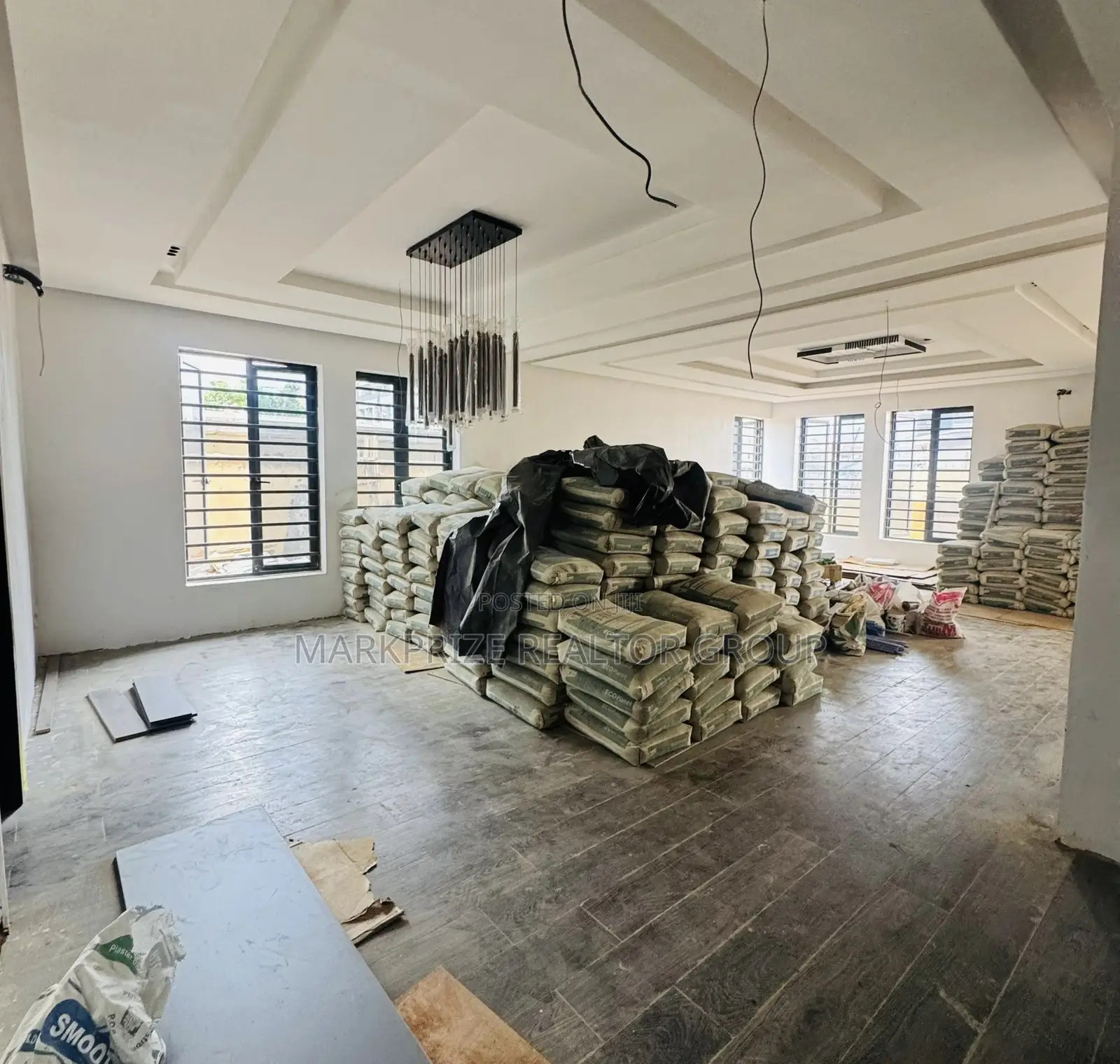 5bdrm Duplex in Ikeja Gra Lagos for sale in Ikeja GRA