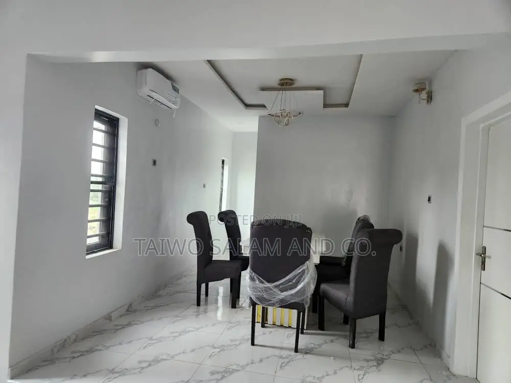4bdrm Bungalow in CHallenge / Ibadan for sale in CHallenge / Ibadan