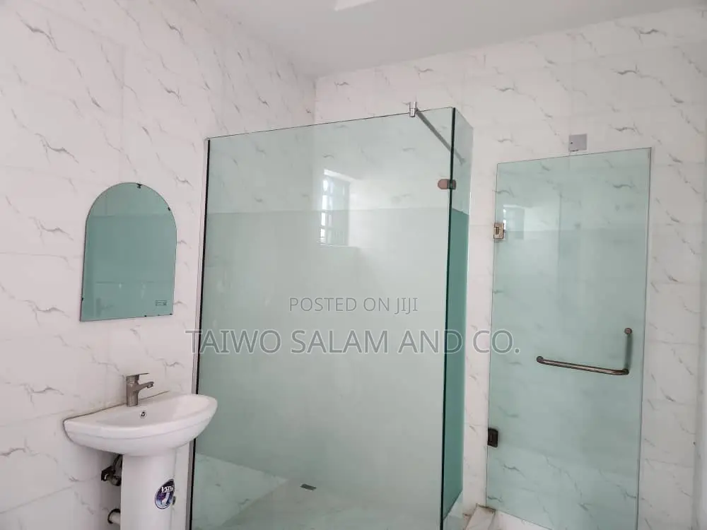 4bdrm Bungalow in CHallenge / Ibadan for sale in CHallenge / Ibadan