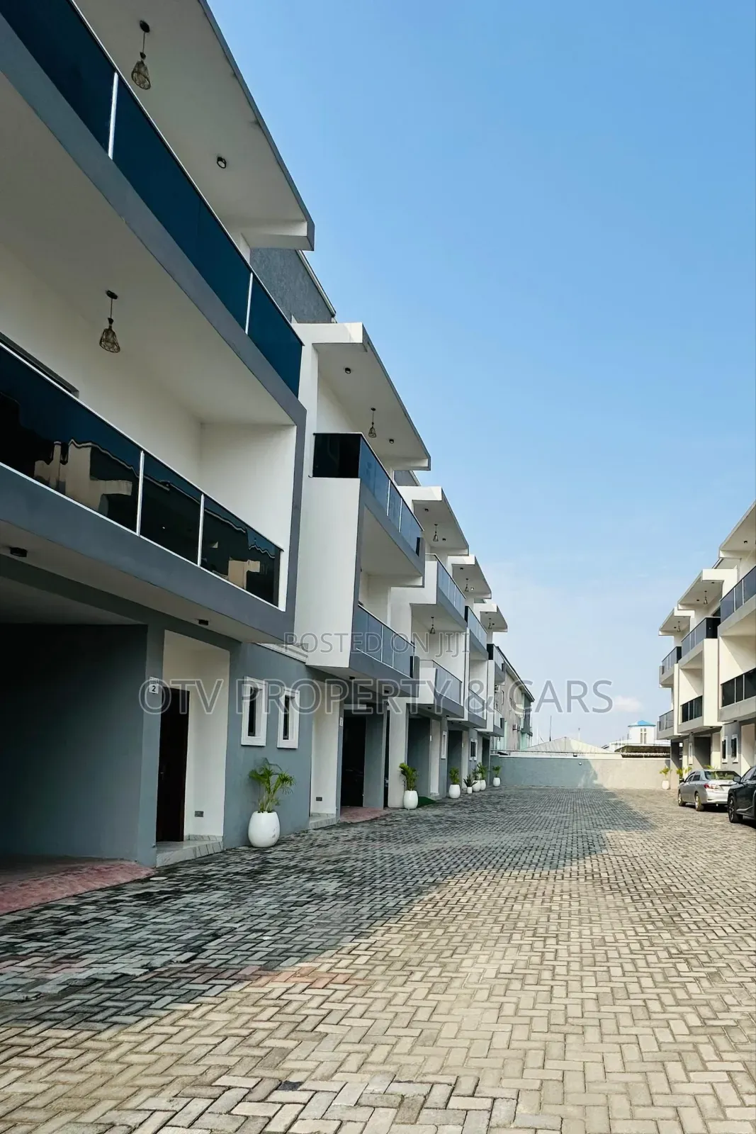 Furnished 4bdrm Townhouse/Terrace in Ikate for sale in Ikate