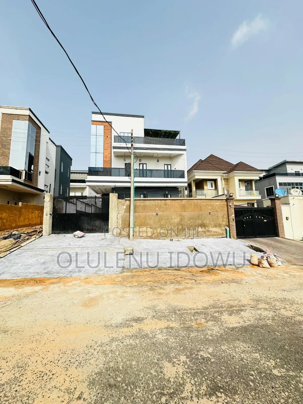 Furnished 5bdrm Duplex in GRA Phase 2 Shangisha for sale in GRA Phase 2 Shangisha
