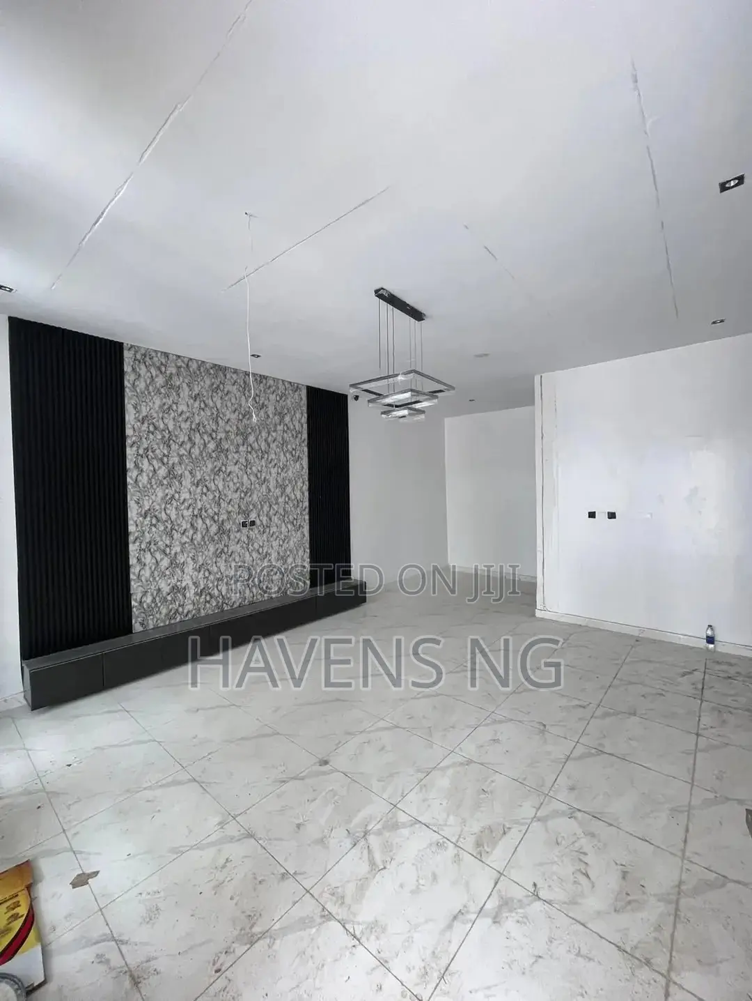 4bdrm Townhouse/Terrace in Ikota for sale in Ikota