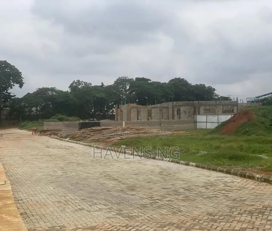 Now Selling: Prime Plots of Land in Omole, Lagos in Kosofe / Kosofe