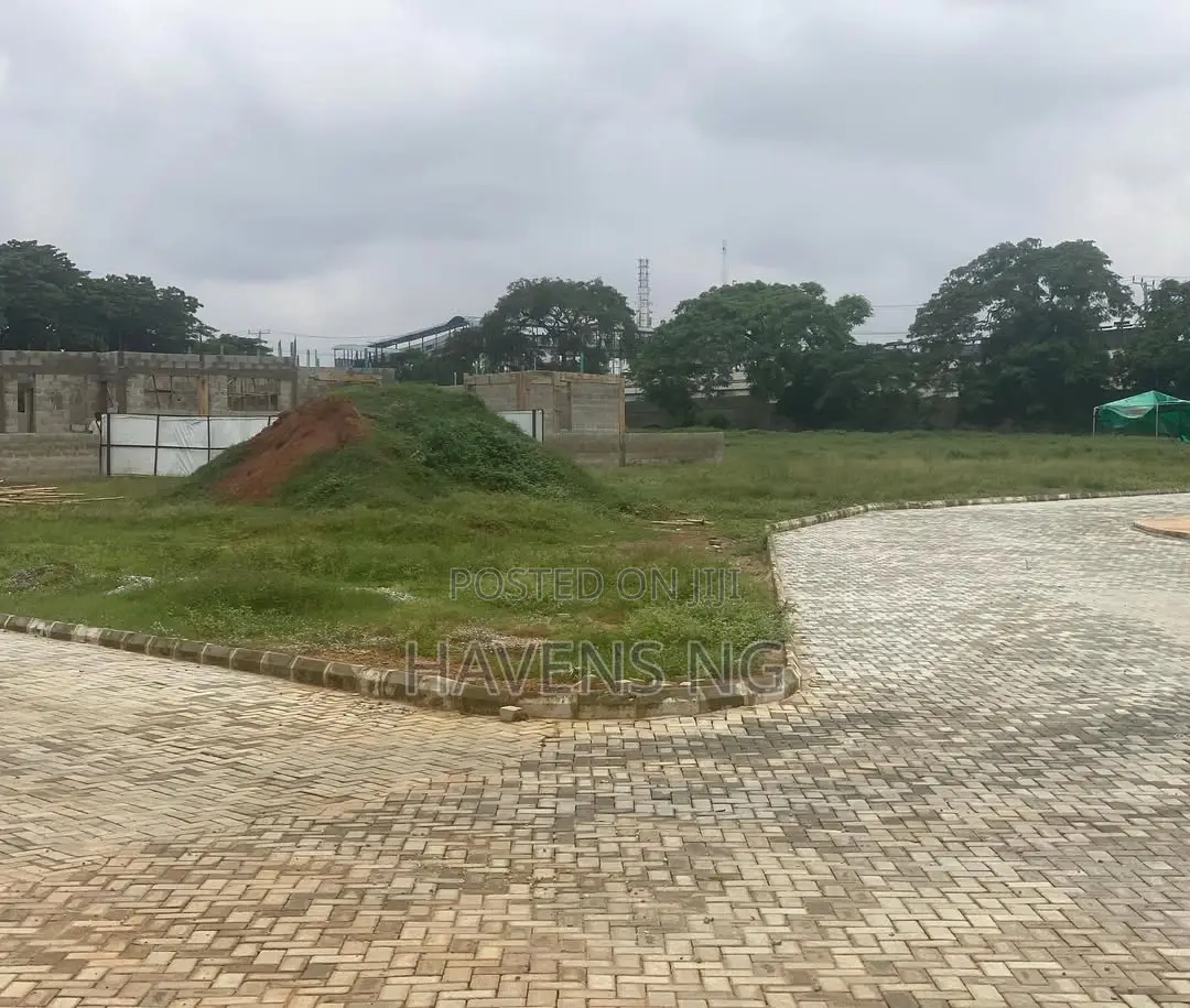 Now Selling: Prime Plots of Land in Omole, Lagos in Kosofe / Kosofe