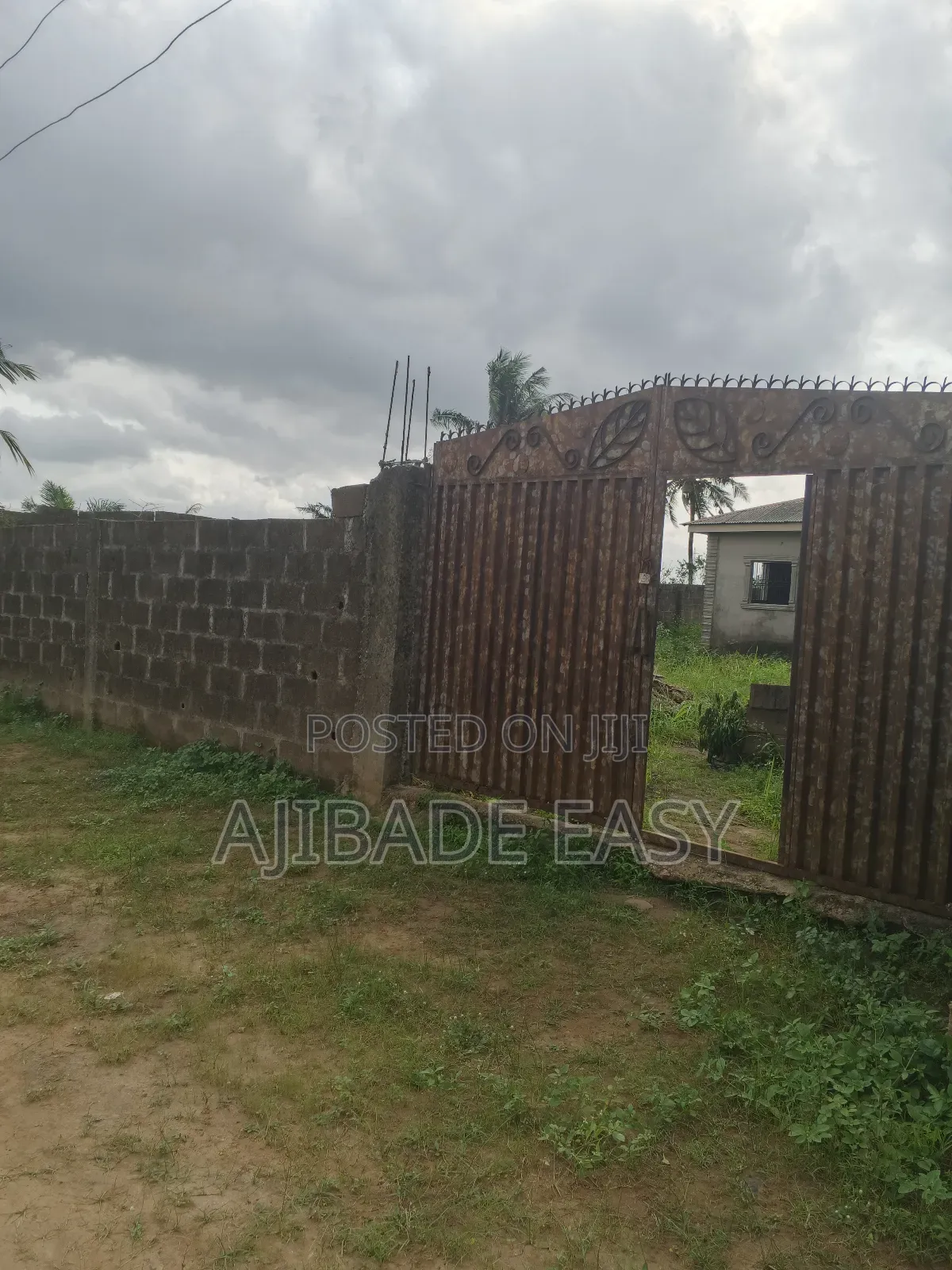4bdrm Bungalow in Alimosho for sale in Alimosho