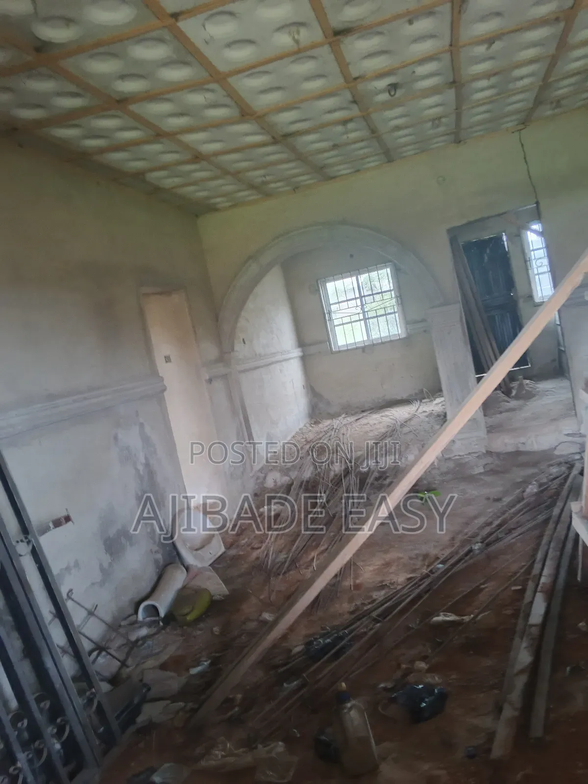 4bdrm Bungalow in Alimosho for sale in Alimosho