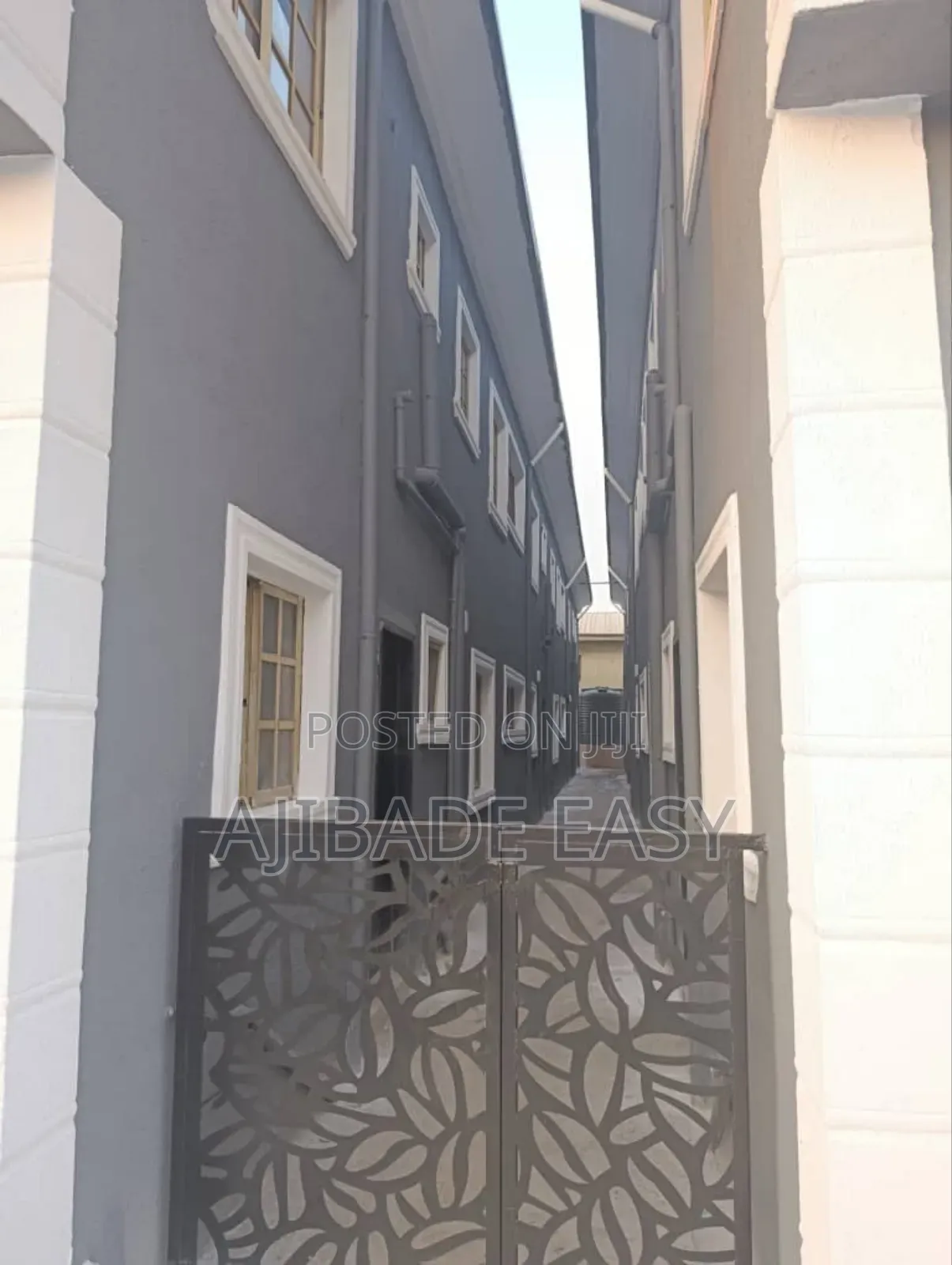 Furnished 2bdrm Block of Flats in Igando / Ikotun/Igando for sale in Igando / Ikotun/Igando