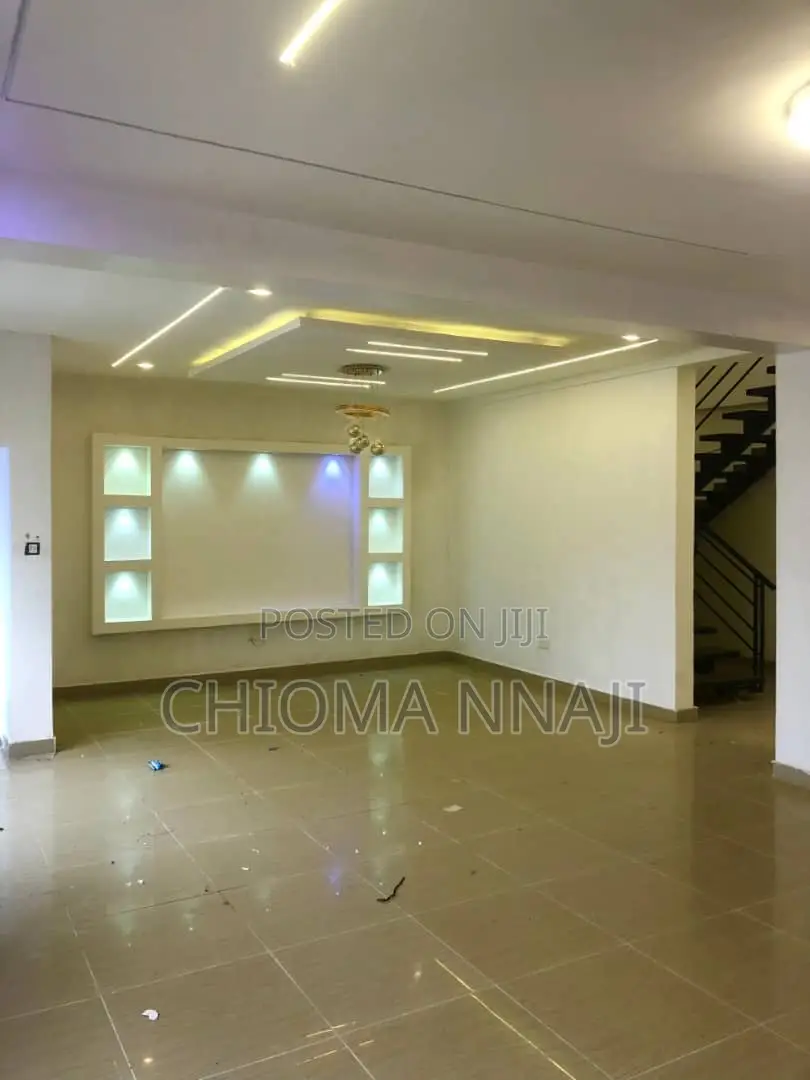 4bdrm Block of Flats in Ikota for sale in Ikota