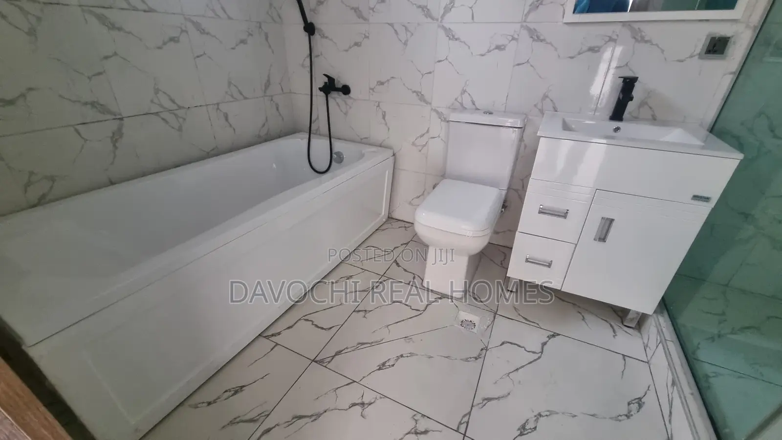 4bdrm Duplex in Ikota Gra for rent in Ikota