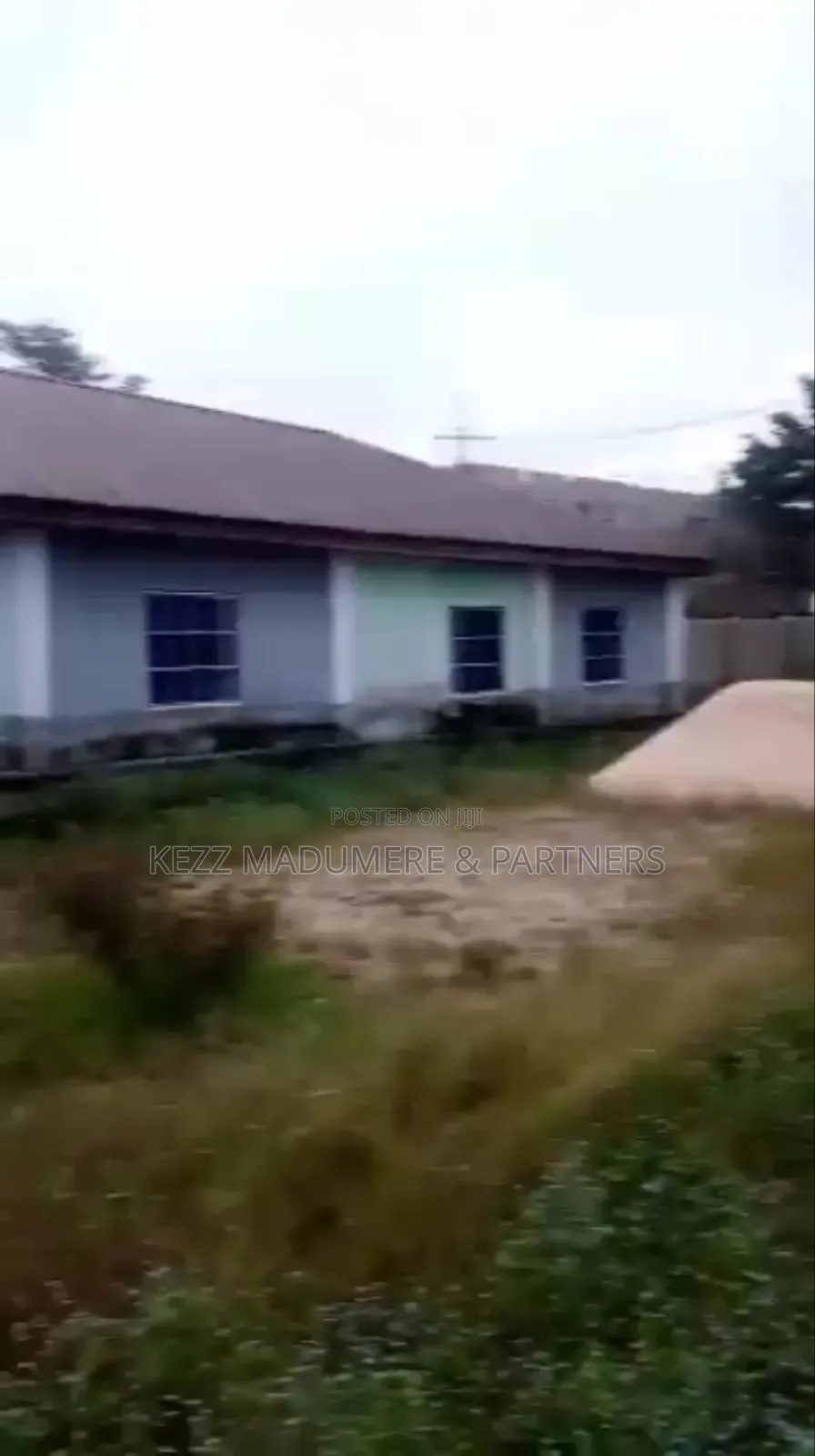 For Sale : 5 Plots on the Major Sars Road, Ph in Port-Harcourt