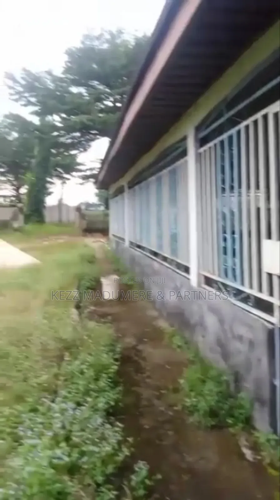 For Sale : 5 Plots on the Major Sars Road, Ph in Port-Harcourt