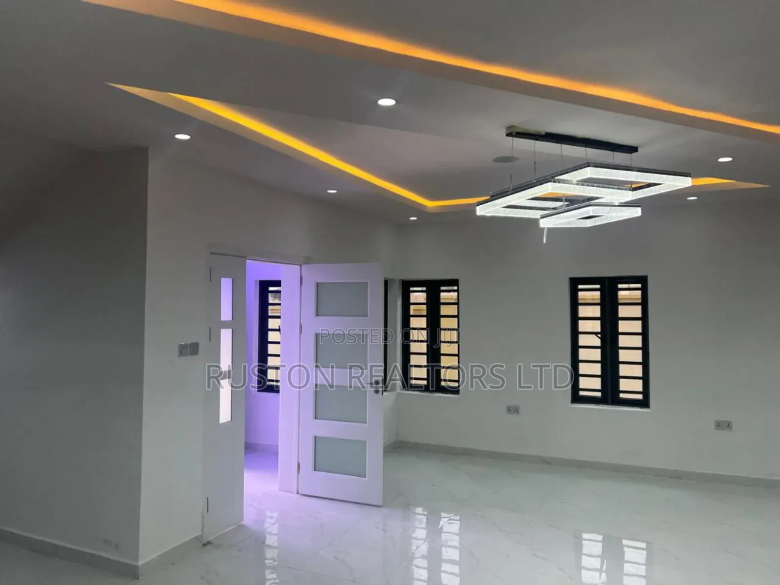 5bdrm House in Ibadan for sale in Ibadan