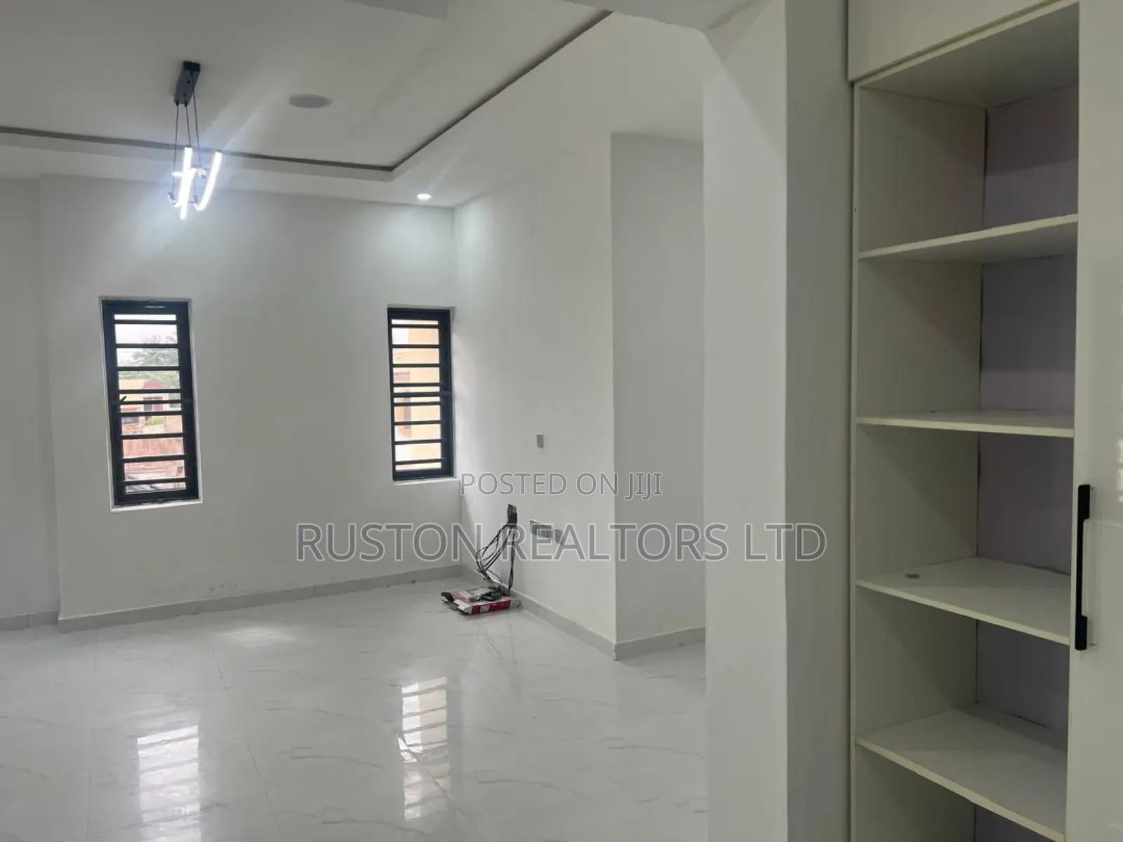 5bdrm House in Ibadan for sale in Ibadan