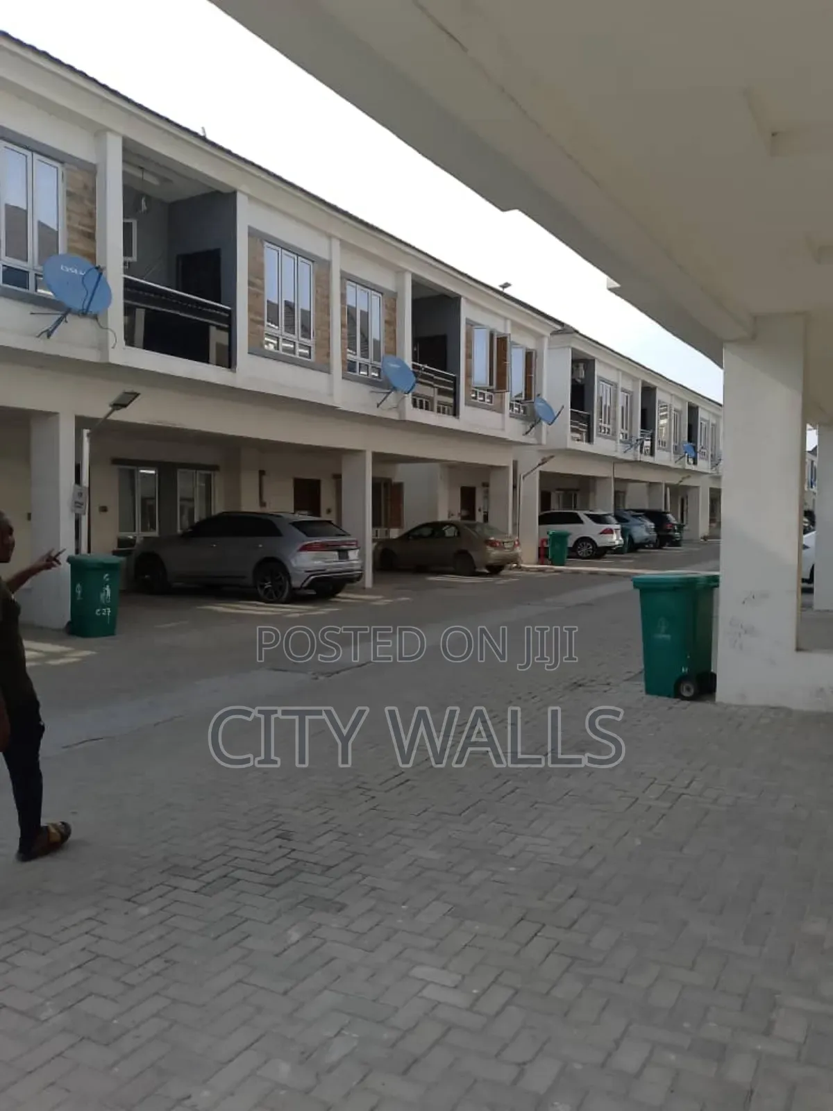 4bdrm Townhouse / Terrace in Victoria Bay, Chevron for rent in Chevron