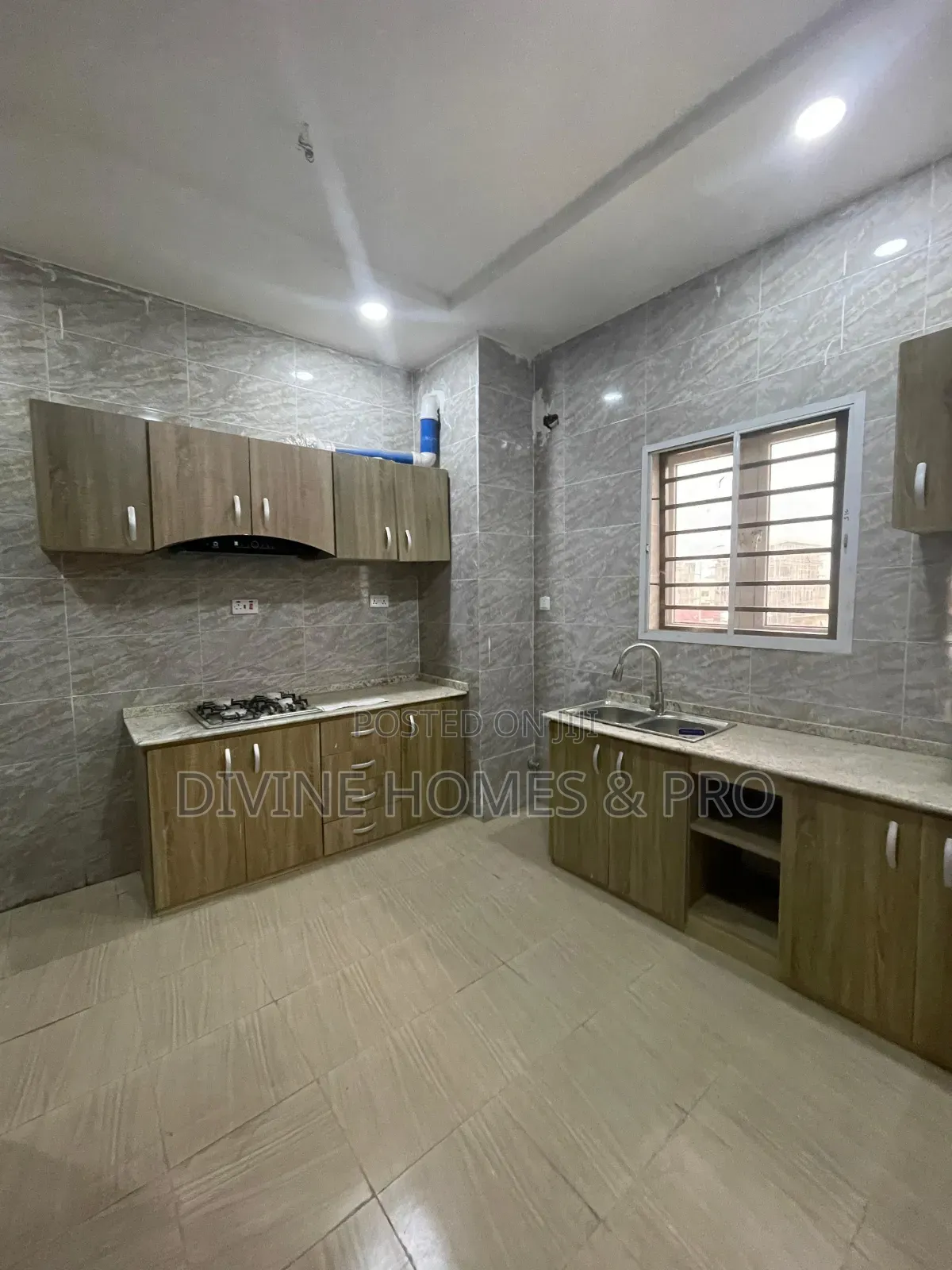 3bdrm Block of Flats in Wuye for rent in Wuye