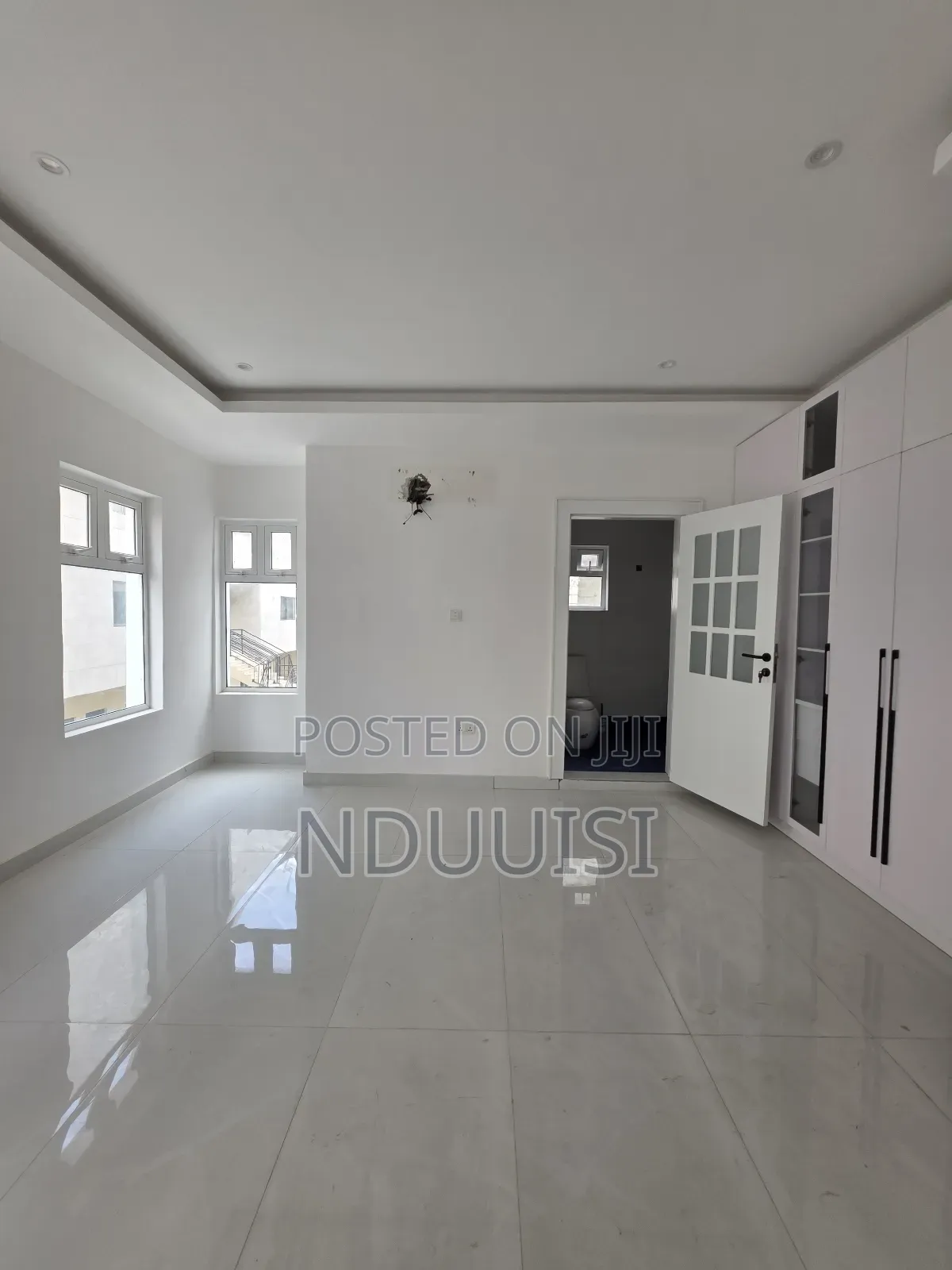4bdrm Duplex in Banana Island for sale in Banana Island
