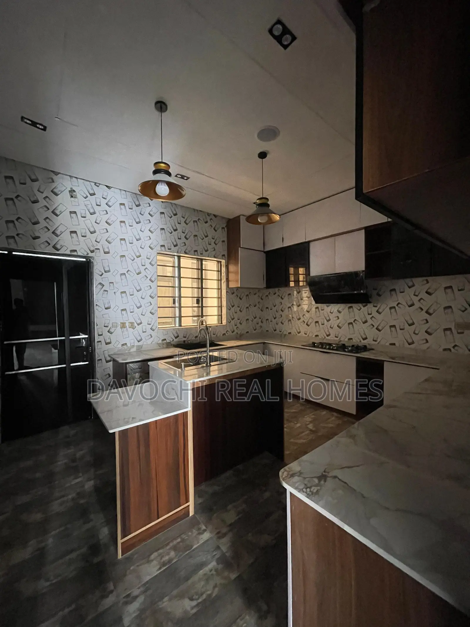Luxury 5 Bedroom Fully Detached Duplex for Sale in Osapa london