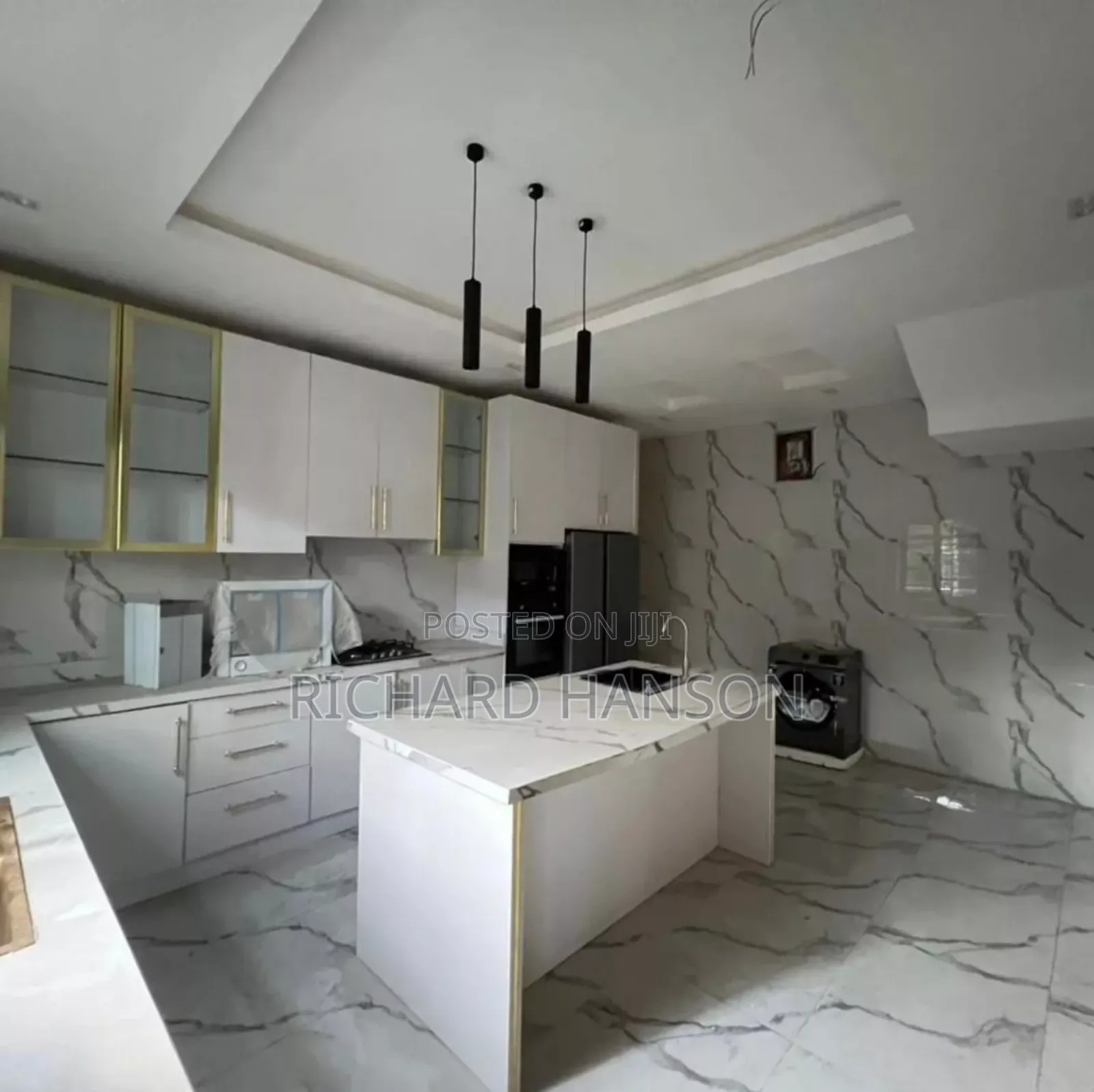 5bdrm Duplex in Inside Lekki Phase 1 for sale in Lekki Phase 1