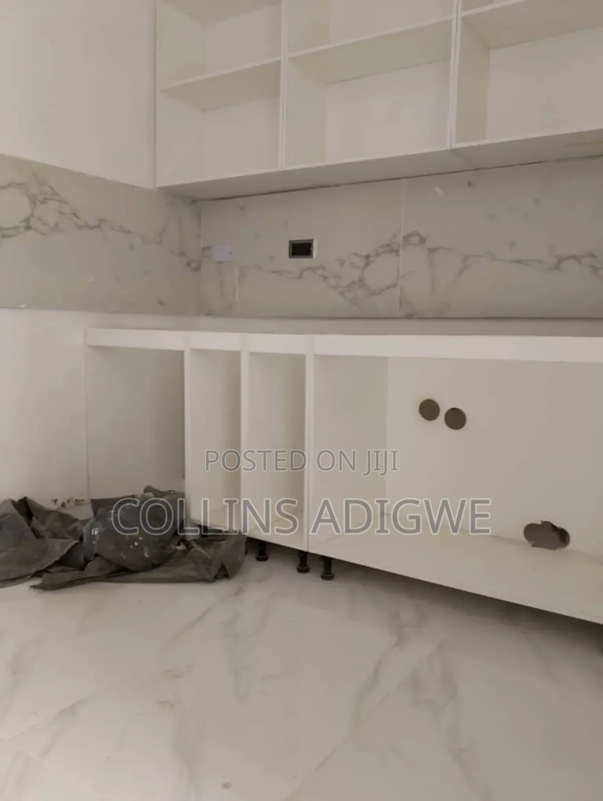 3bdrm Apartment in Vi Lagos, Victoria Island for sale in Victoria Island