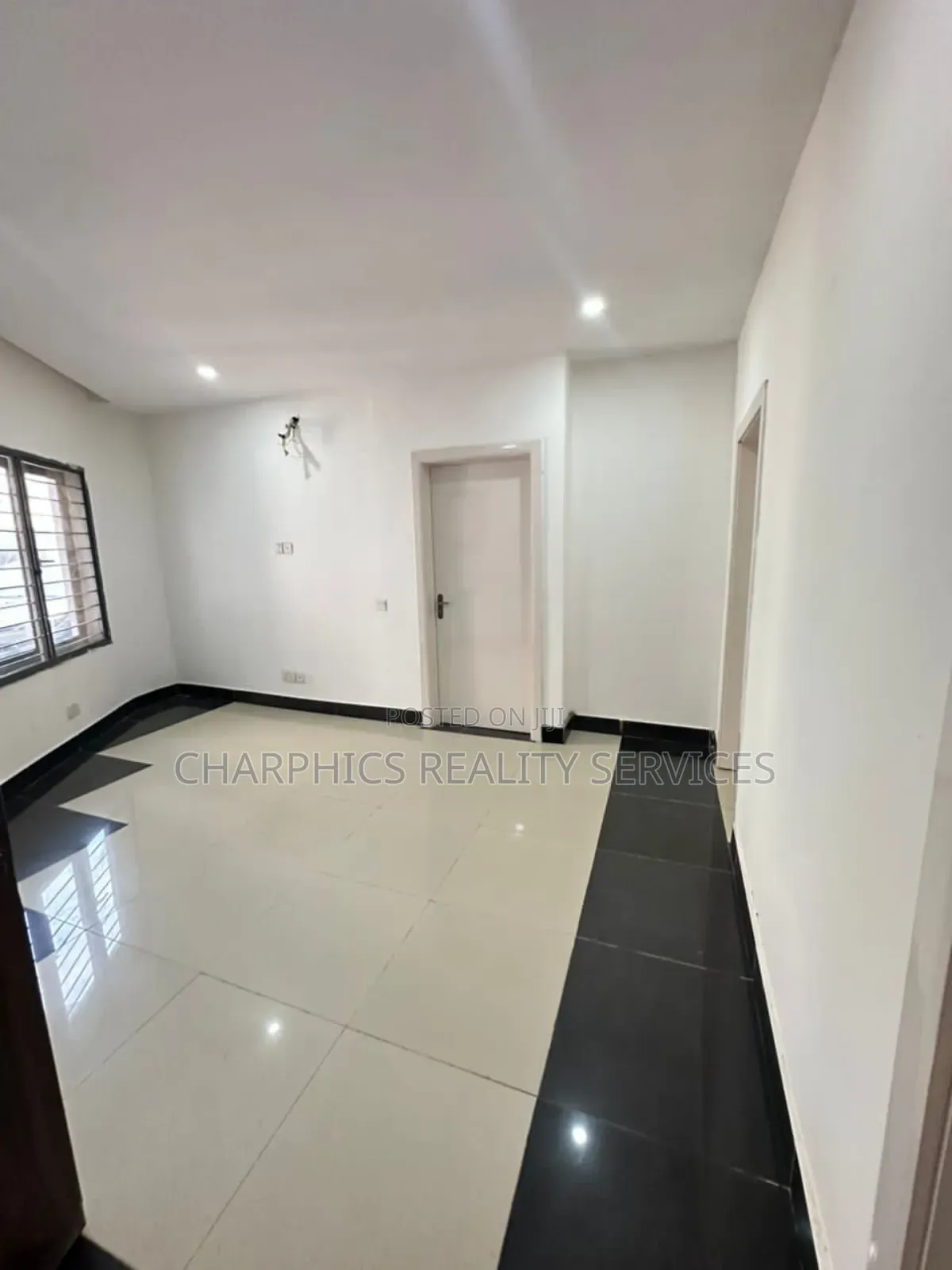2bdrm Apartment in Lekki Phase 1 for rent in Lekki Phase 1