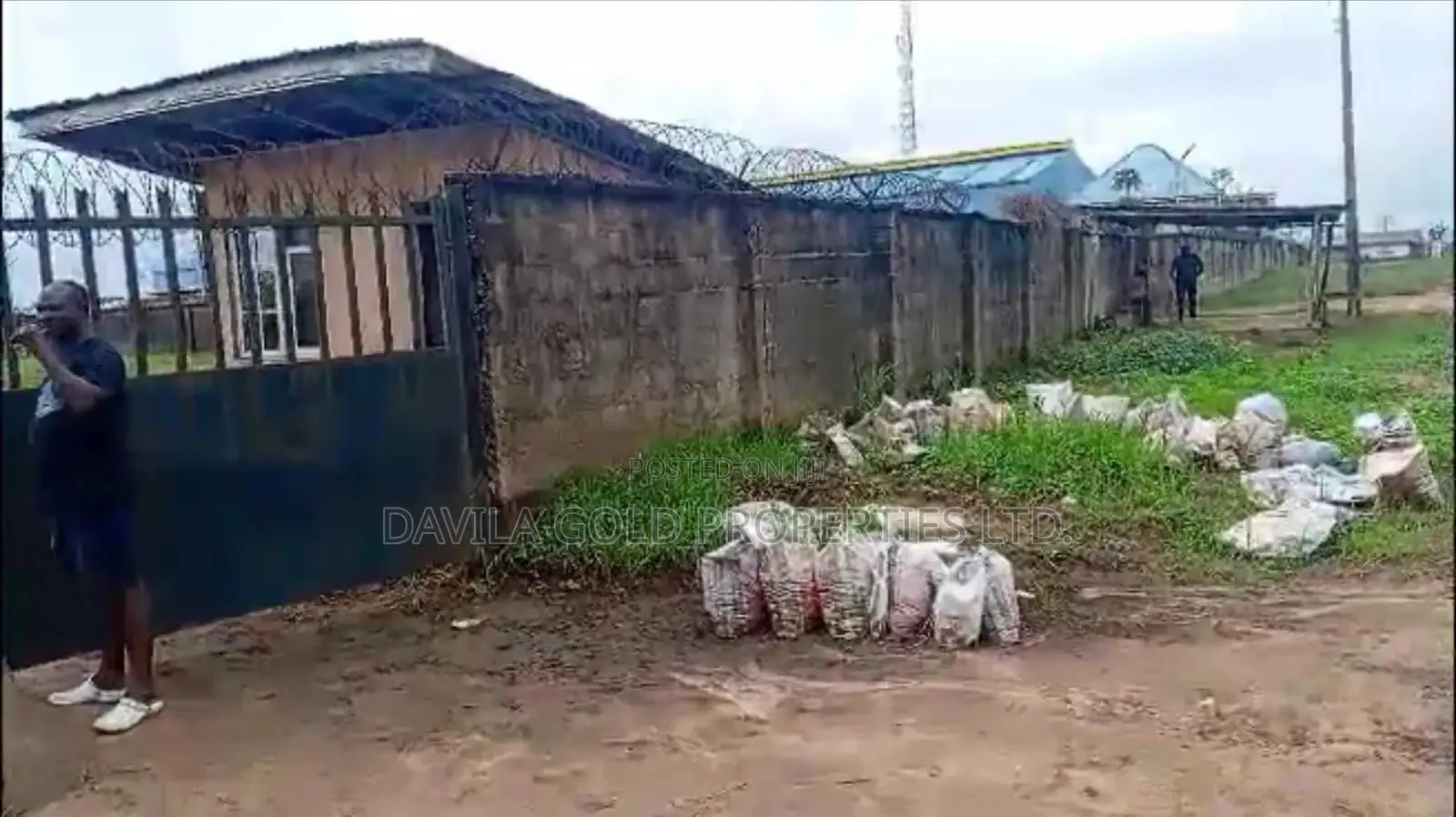 10 Plots Of Land Along Sapele Road For Sale . in Benin City