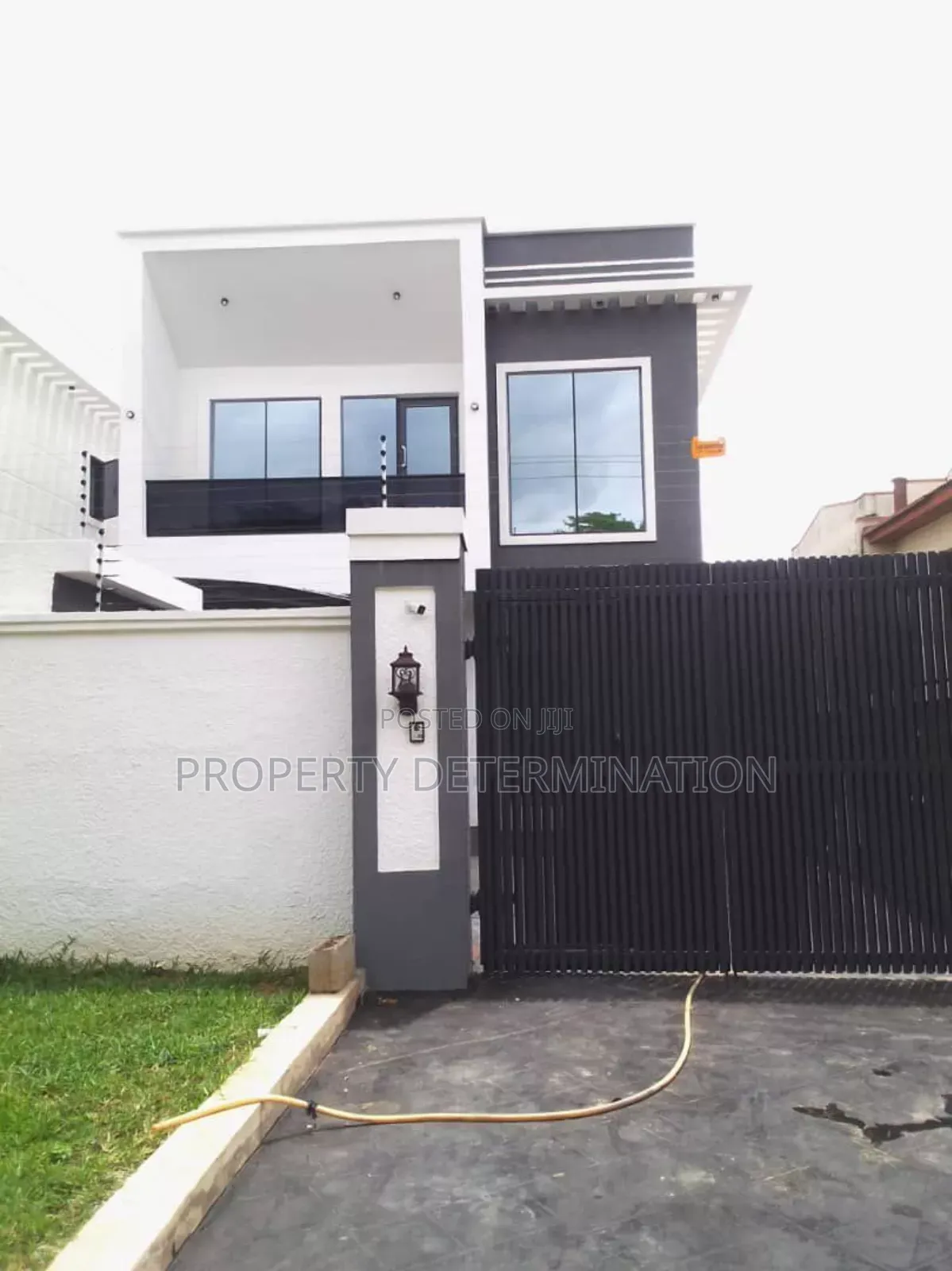 5bdrm Duplex in Omole Phase 2 Estate for sale in Omole Phase 2
