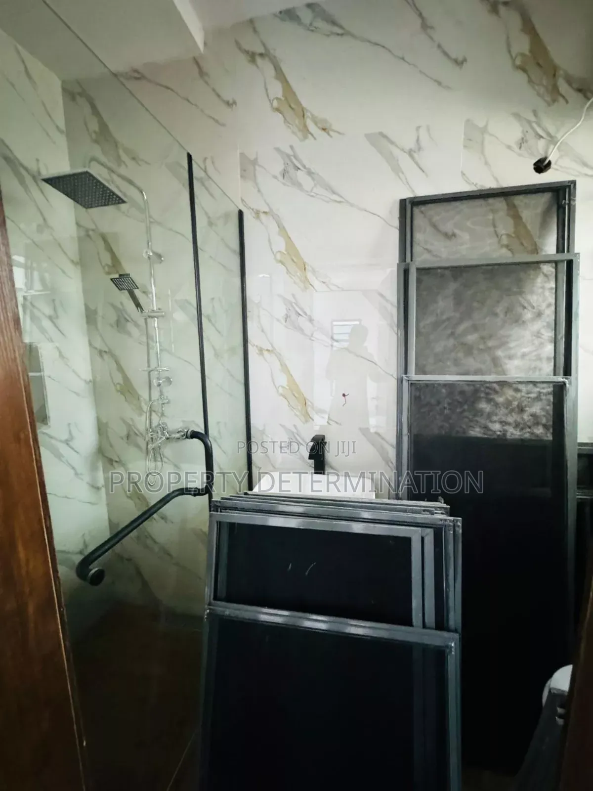 5bdrm Duplex in Omole Phase 2 Estate for sale in Omole Phase 2
