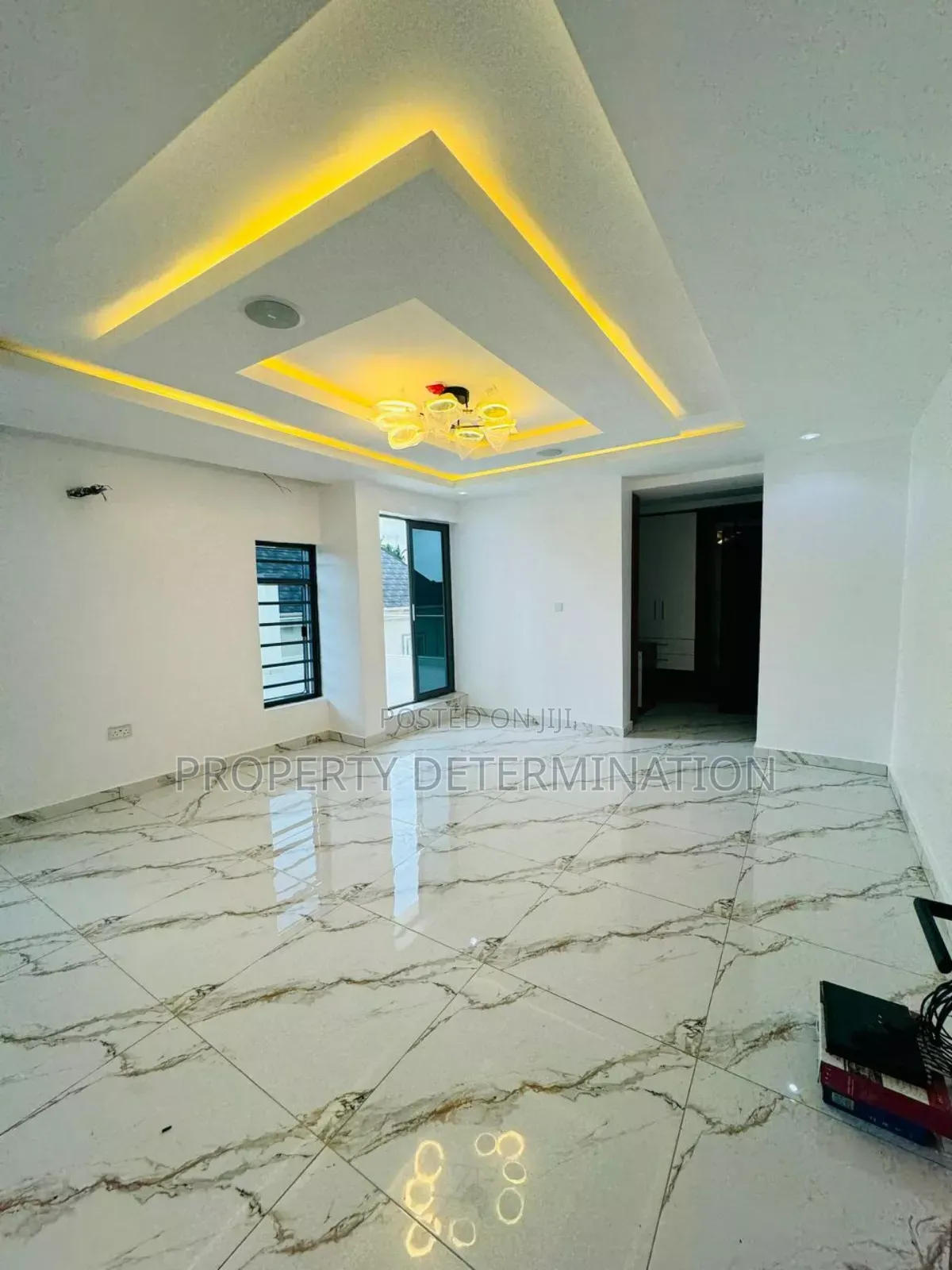 5bdrm Duplex in Omole Estate Phase 2 for sale in Omole Phase 2