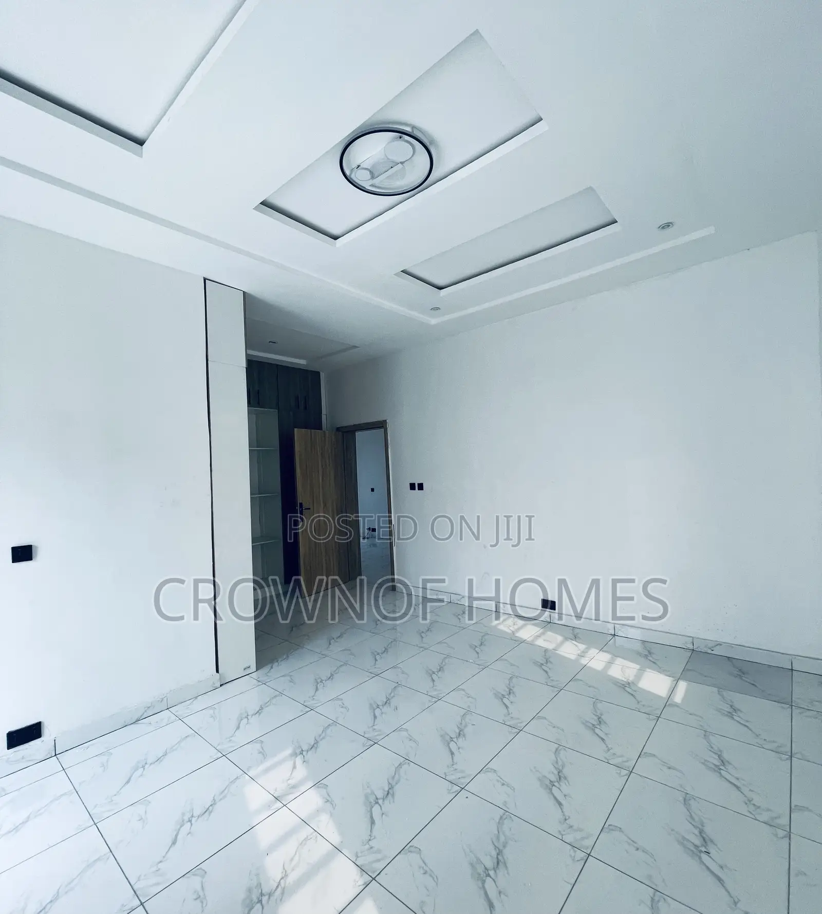 5bdrm Duplex in Sangotedo for sale in Sangotedo