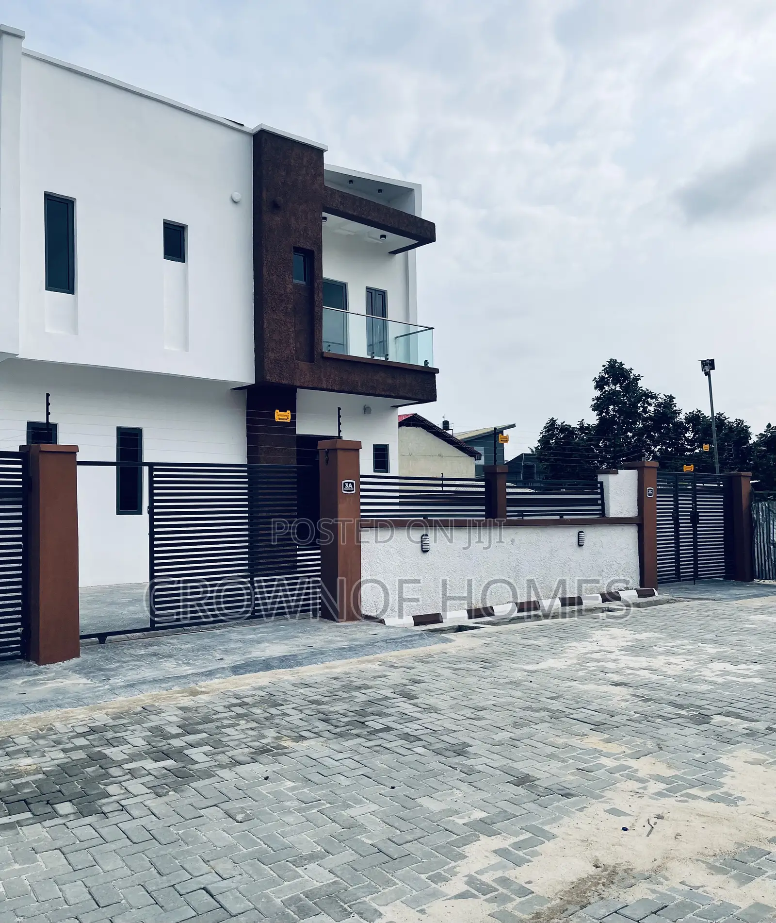 5bdrm Duplex in Sangotedo for sale in Sangotedo