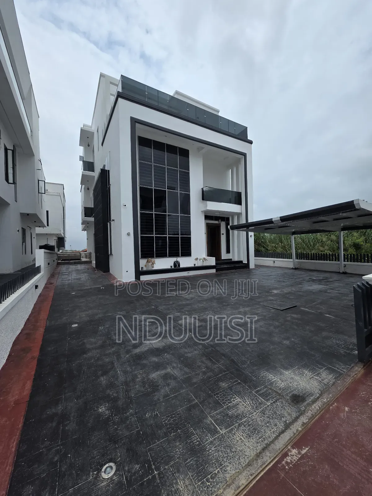 5bdrm Duplex in Megamond Estate, Lekki Phase 1 for sale in Lekki Phase 1