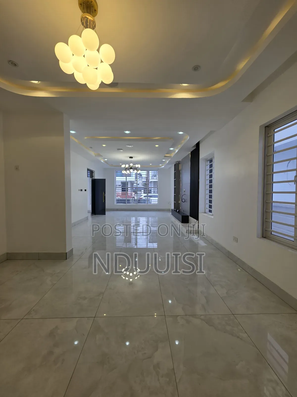 5bdrm Duplex in Megamond Estate, Lekki Phase 1 for sale in Lekki Phase 1