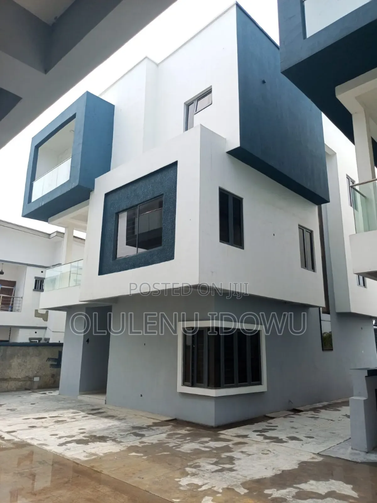 Furnished 4bdrm Duplex in Lekki Phase 2 for sale in Lekki Phase 2