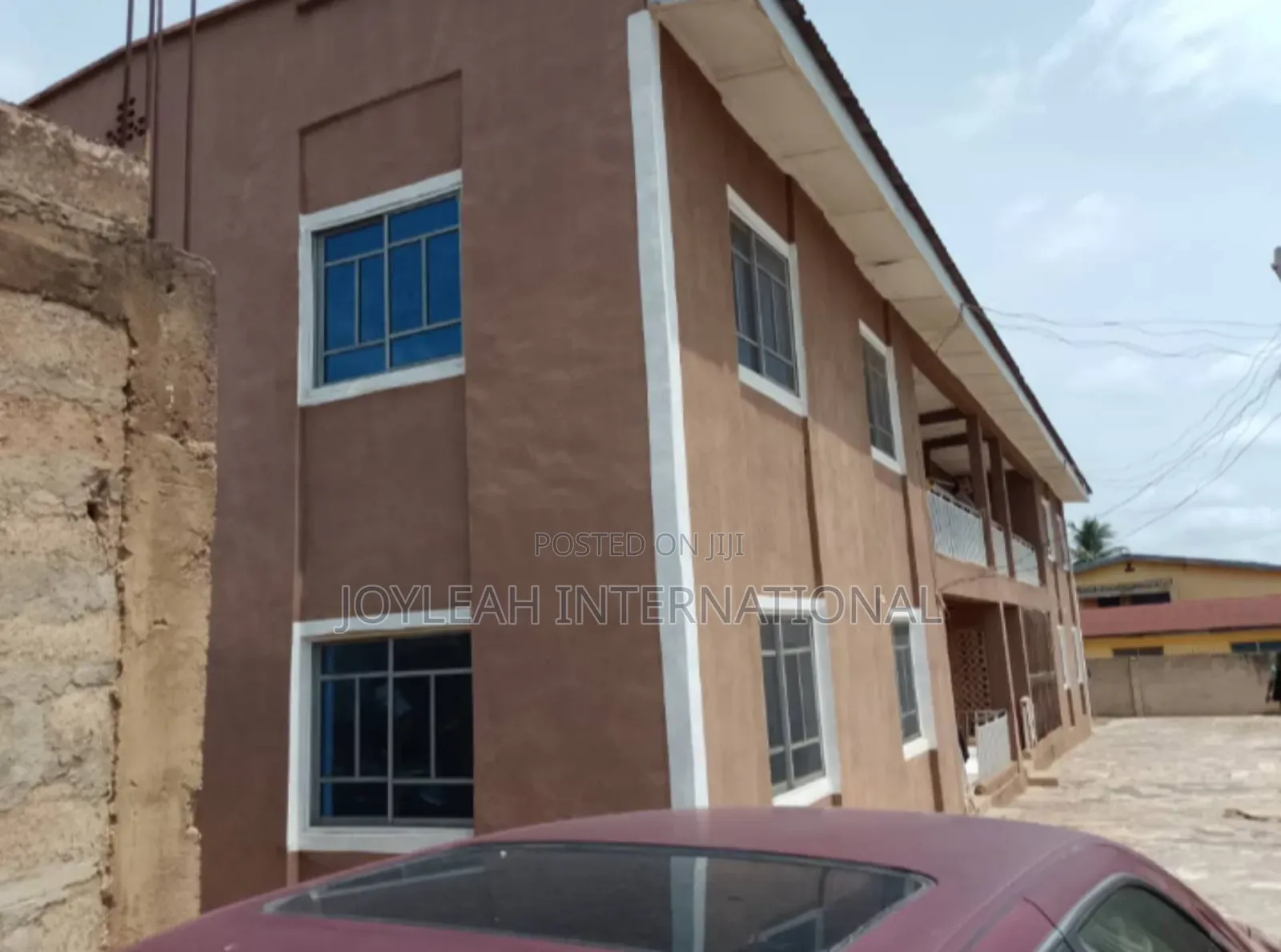 12bdrm Apartment in Dada Estate, Osogbo for sale in Osogbo