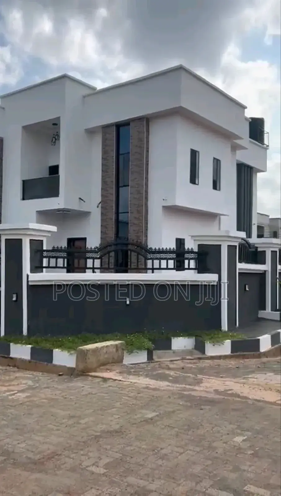 Furnished 4bdrm Duplex in Helui Gated Estate, Enugu for sale in Enugu