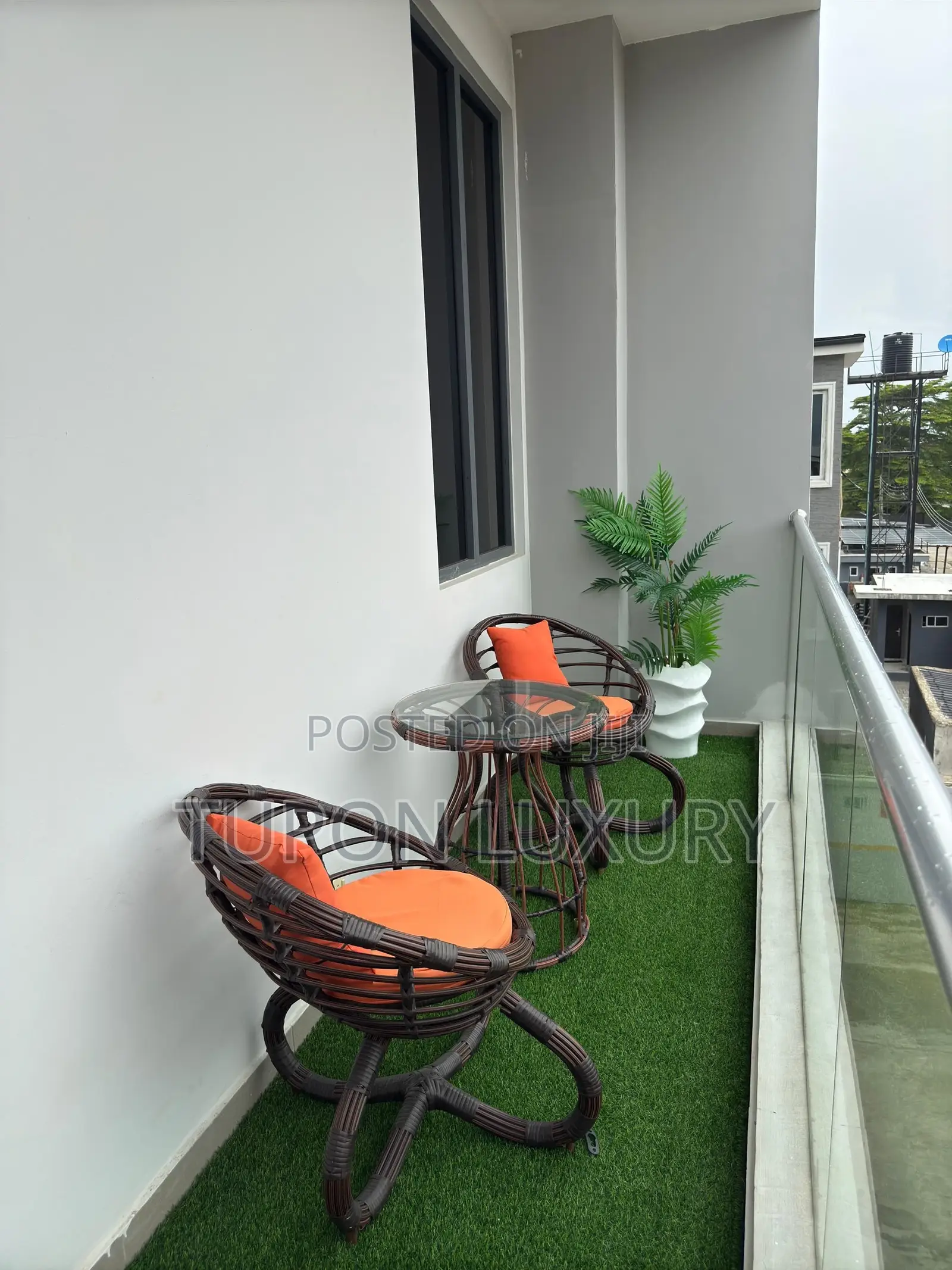 Luxury 1bedroom Loft With Pool in Lekki