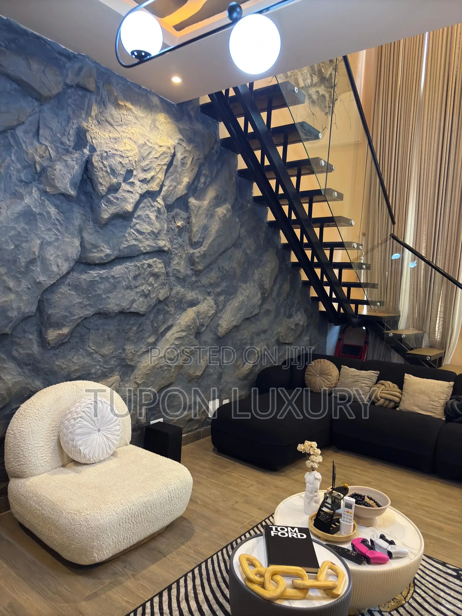 Luxury 1bedroom Loft With Pool in Lekki