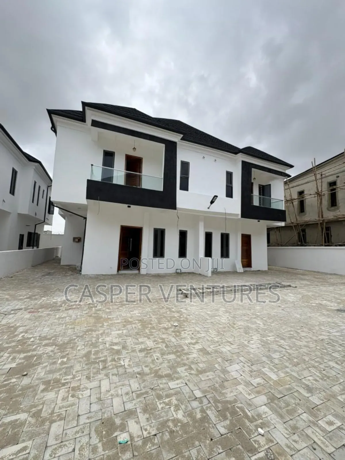 4bdrm Duplex in Vgc for sale in VGC / Ajah