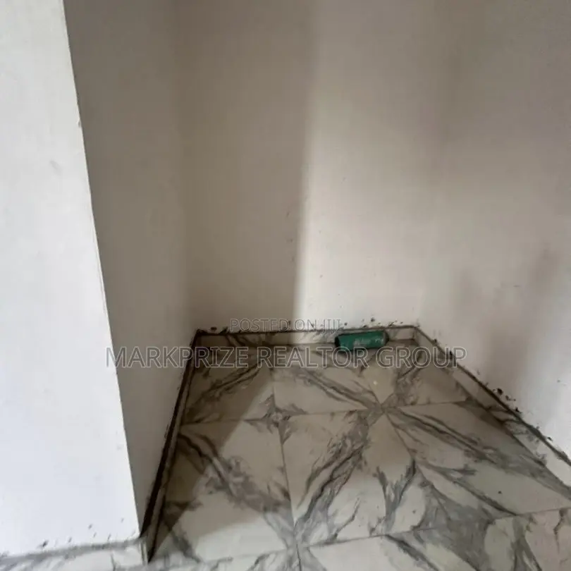 2bdrm Apartment In Ologolo Lekki Lagos For Sale in Ologolo